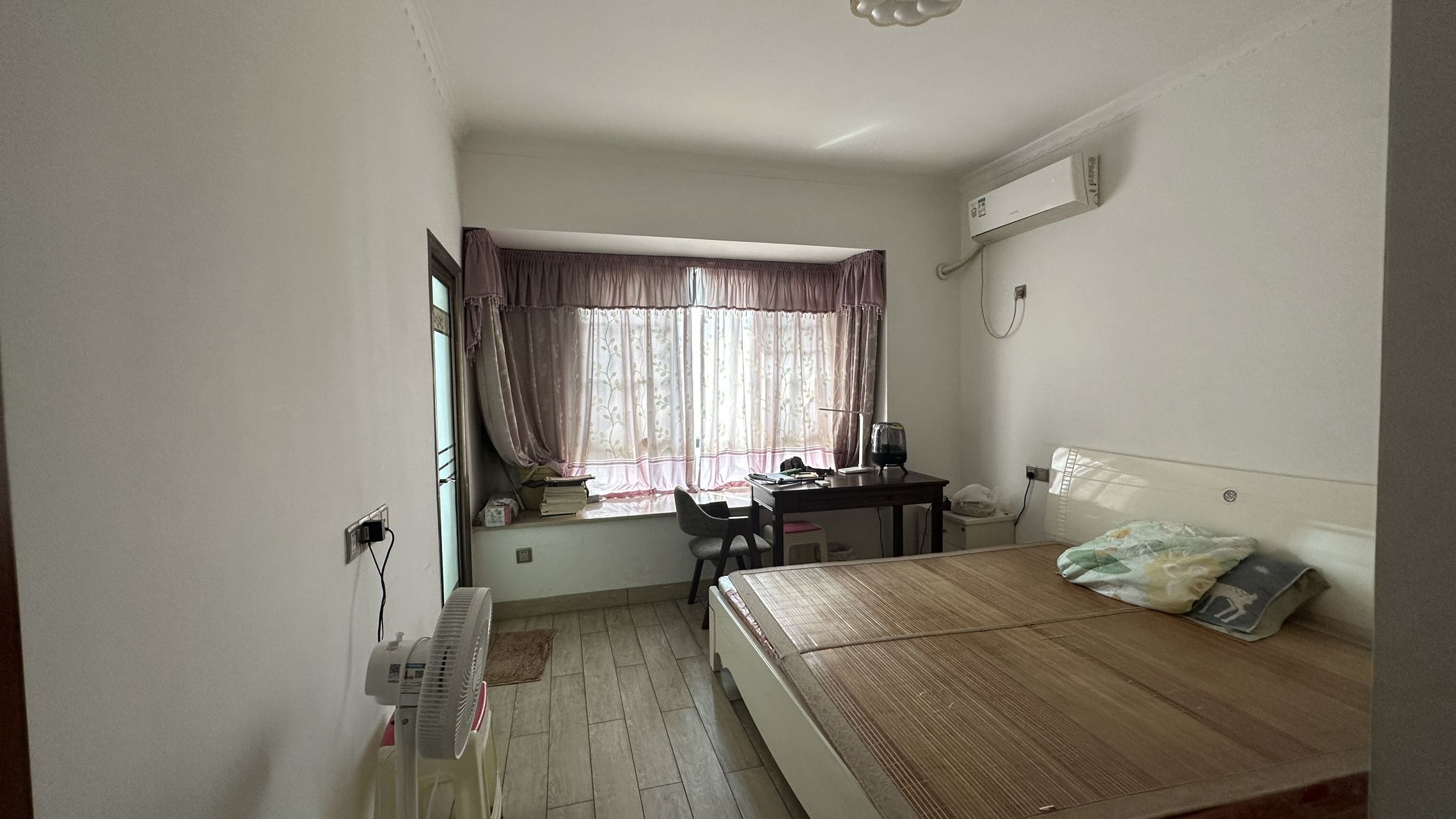 龙腾国际 3室2厅1卫 57.0万 龙腾国际 3室2厅1卫 57.0万室内图