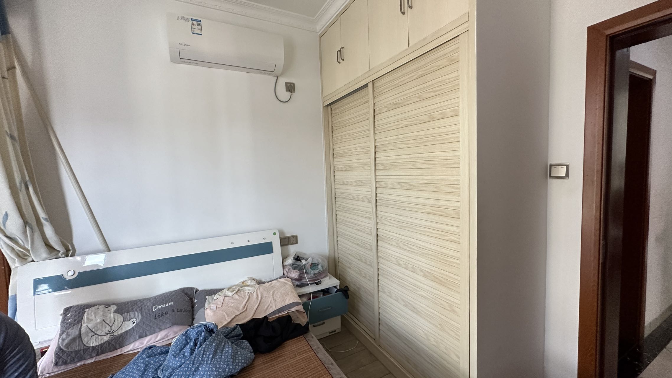 龙腾国际 3室2厅1卫 57.0万 龙腾国际 3室2厅1卫 57.0万室内图