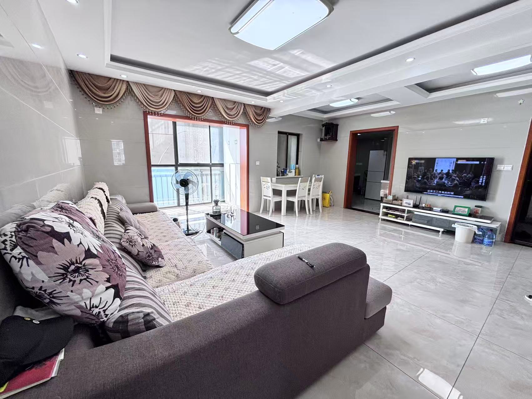 九天国际 3室2厅2卫 68.8万 九天国际 3室2厅2卫 68.8万室内图