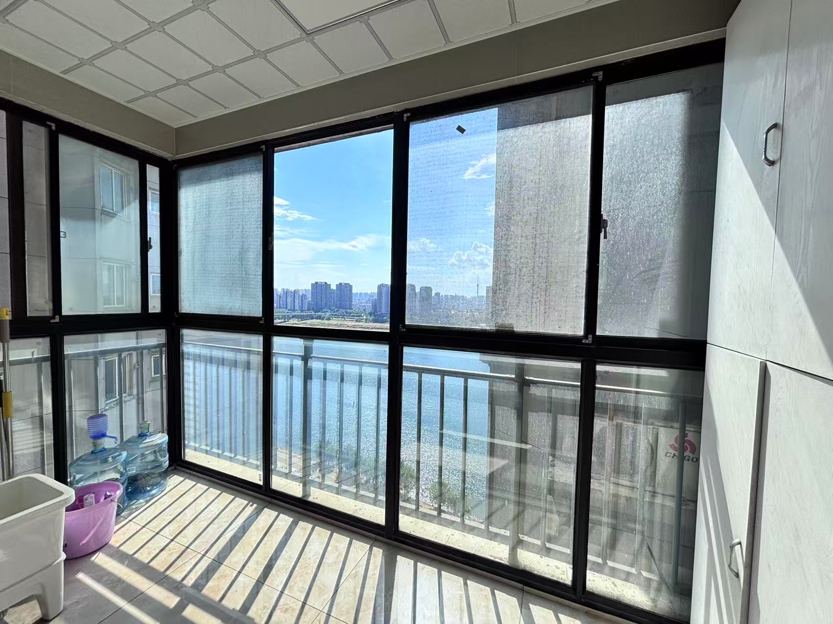 九天国际 3室2厅2卫 68.8万 九天国际 3室2厅2卫 68.8万室内图