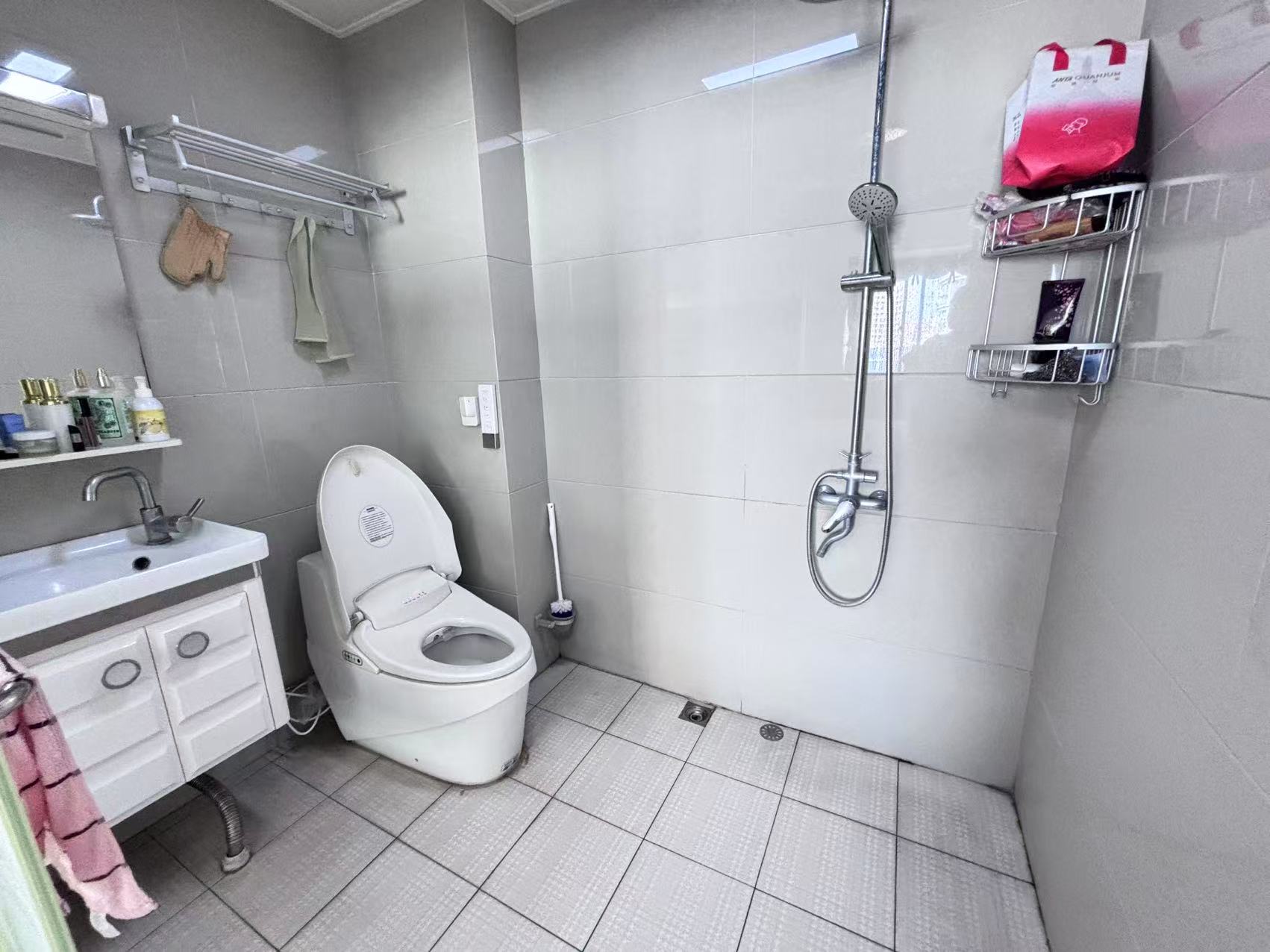 九天国际 3室2厅2卫 68.8万 九天国际 3室2厅2卫 68.8万室内图