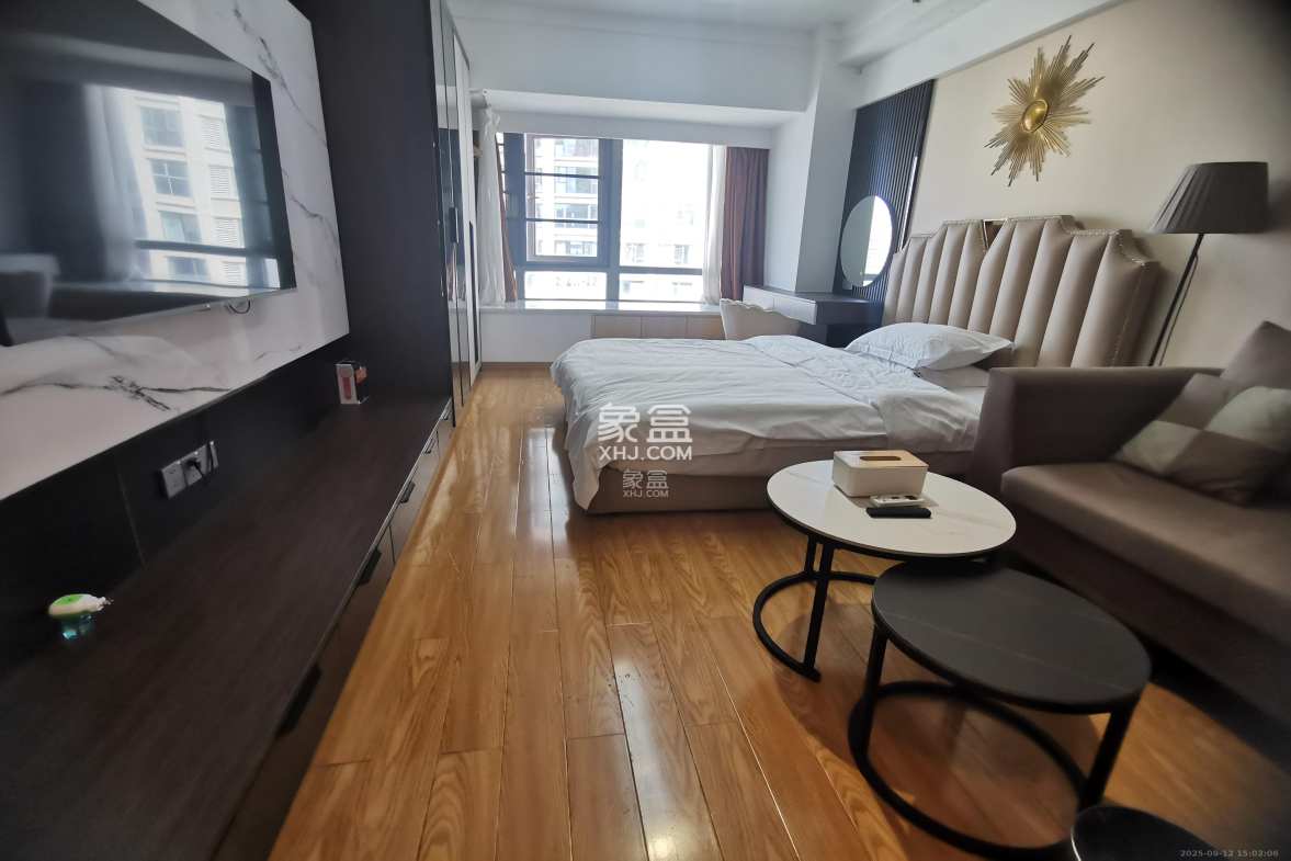 阳光城檀悦 1室1厅1卫 2100.0元/月 阳光城檀悦 1室1厅1卫 2100.0元/月室内图