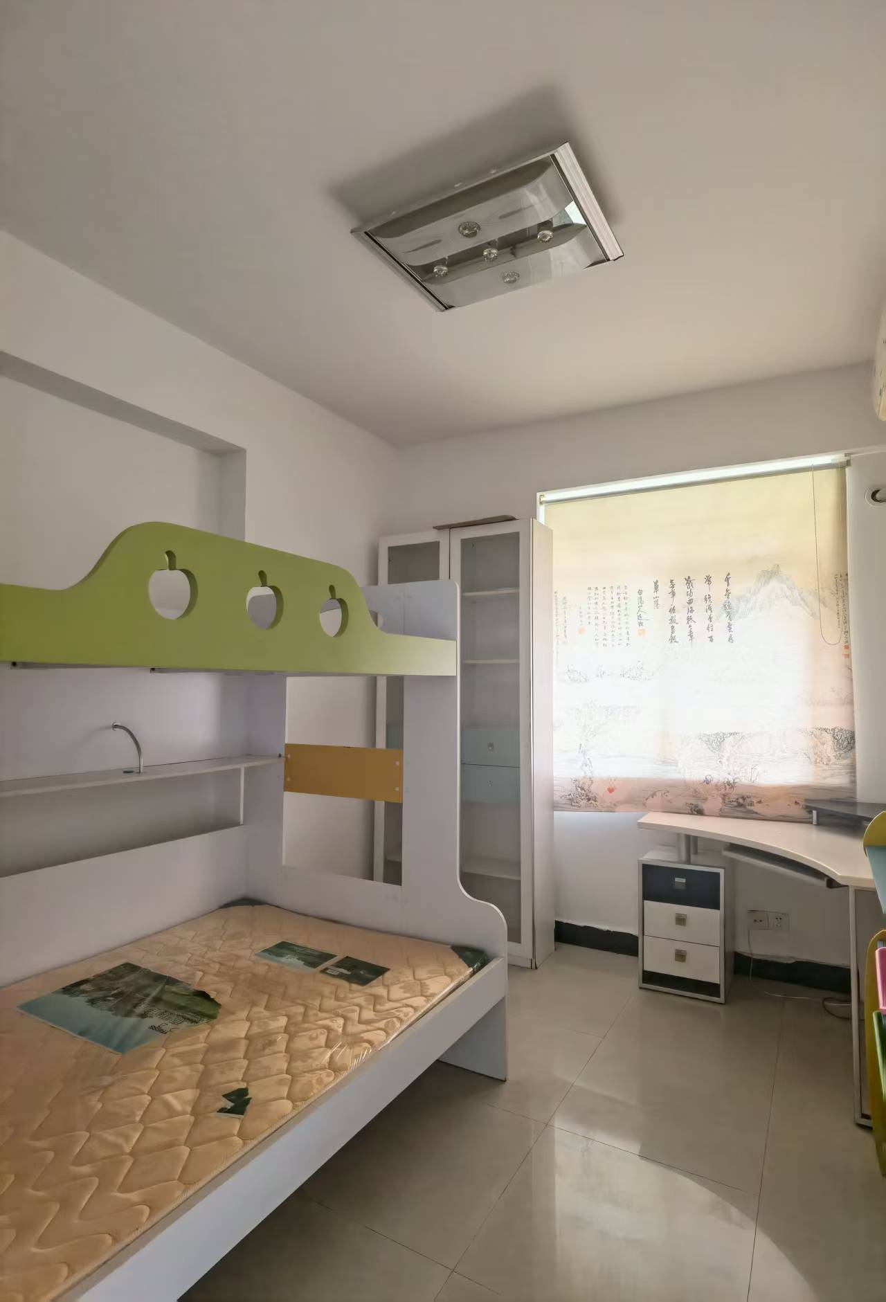 兆南绿岛家园 1室2厅2卫 3800.0元/月 兆南绿岛家园 1室2厅2卫 3800.0元/月室内图