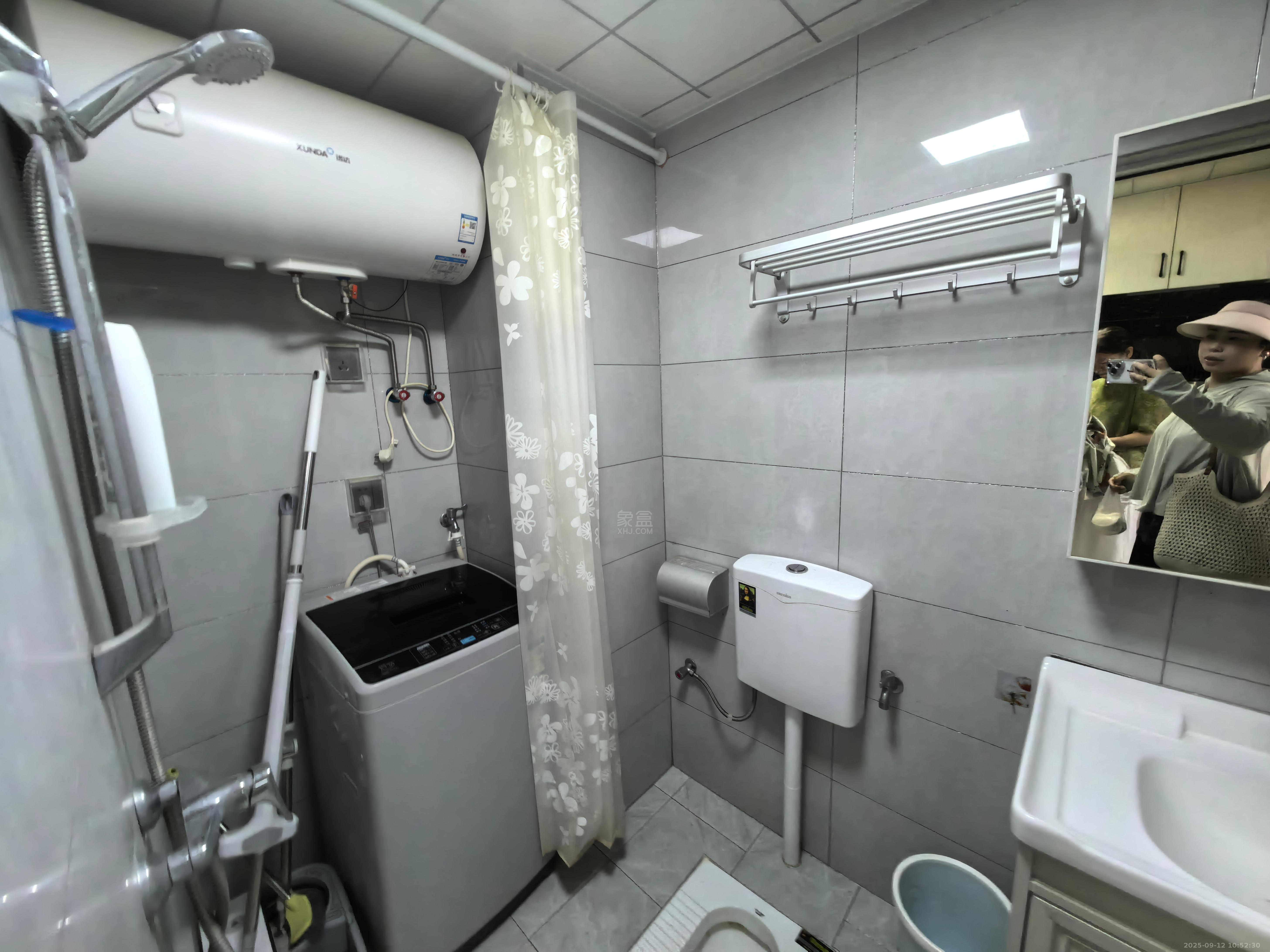 凯风珑城 1室1厅1卫 1000.0元/月 凯风珑城 1室1厅1卫 1000.0元/月室内图