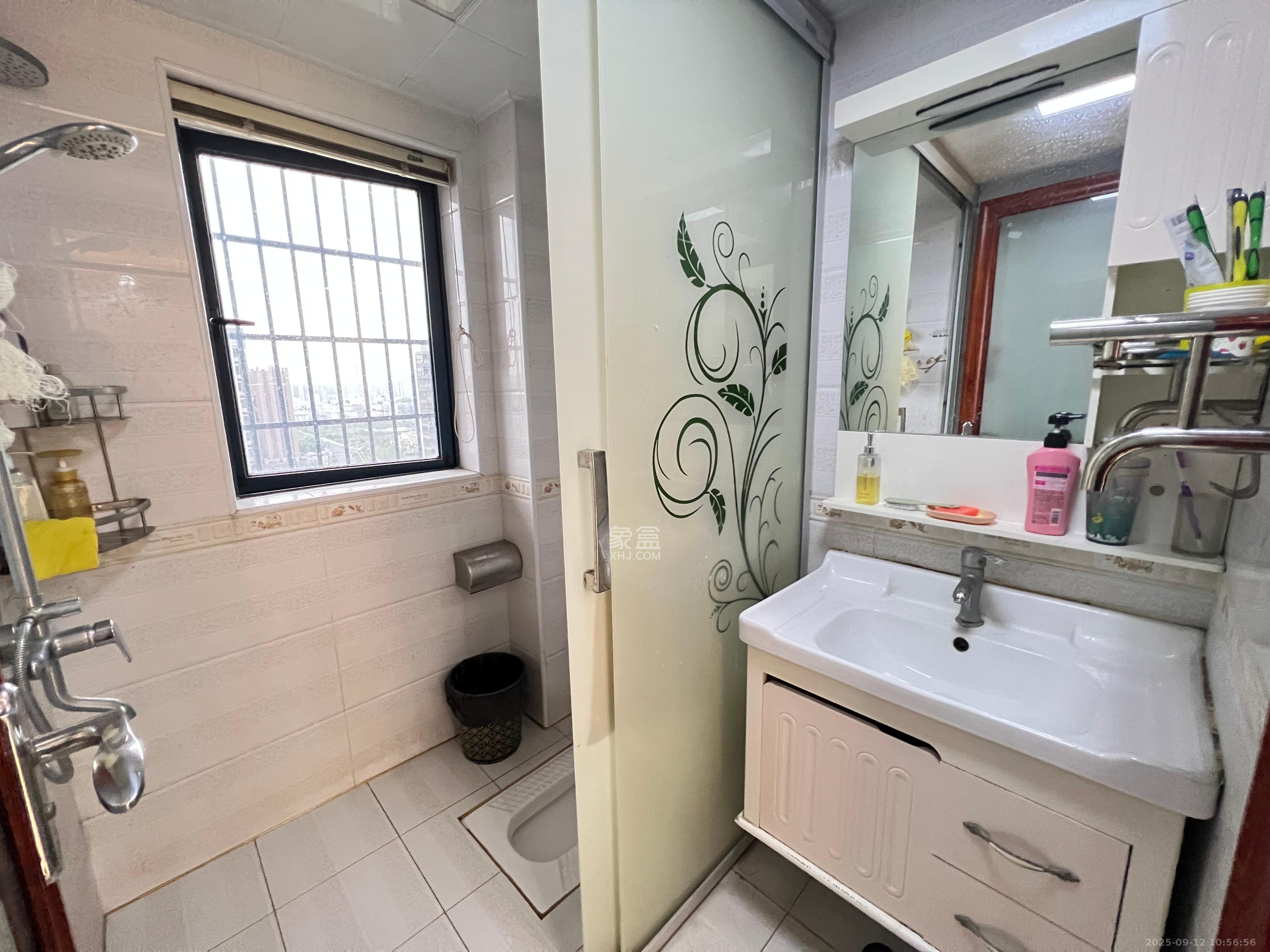 筑梦星园  3室2厅1卫    2050.0元/月室内图