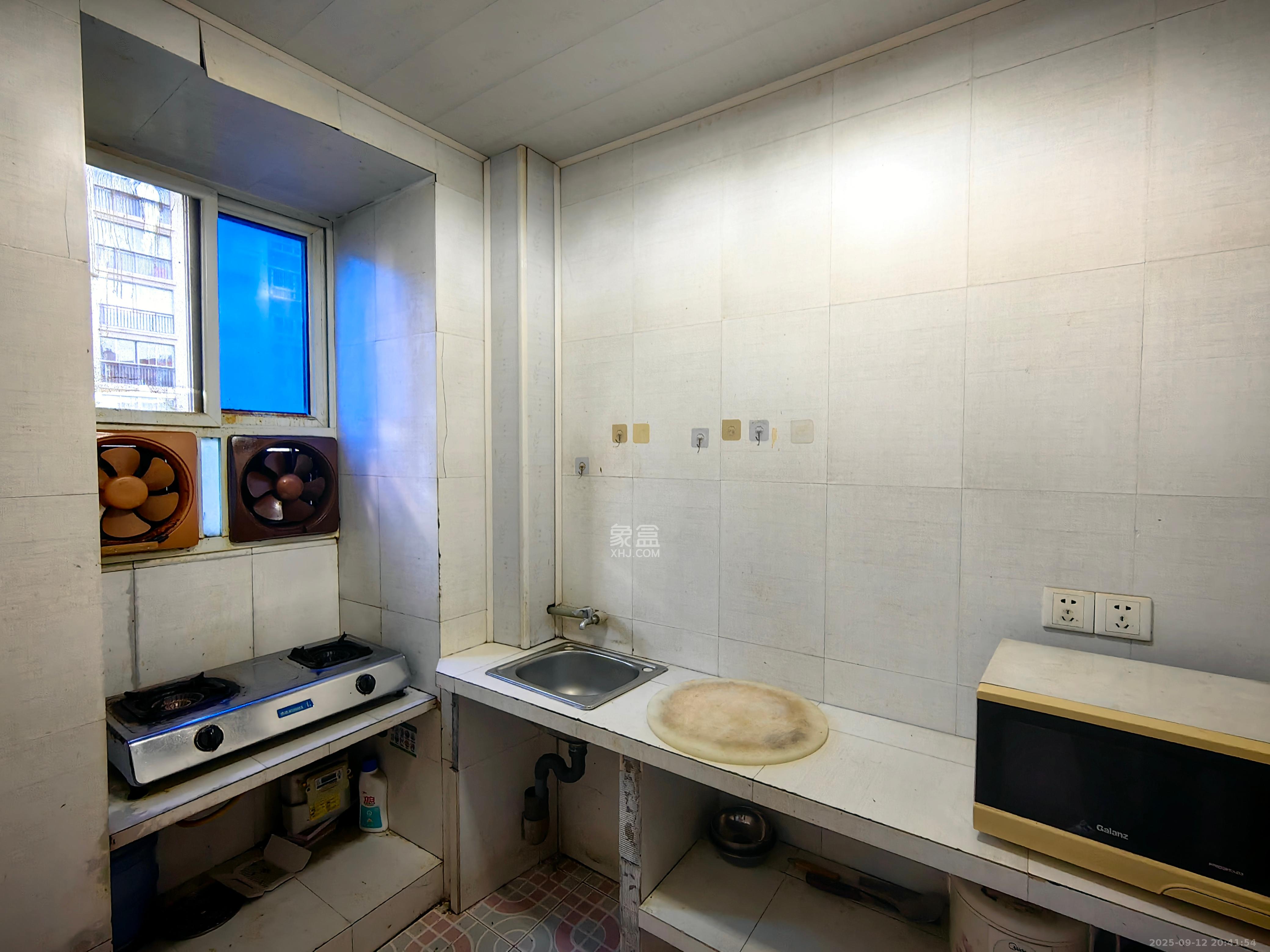 省航空工业局宿舍（嘉盛华庭老6，8栋）  2室2厅1卫    1050.0元/月室内图