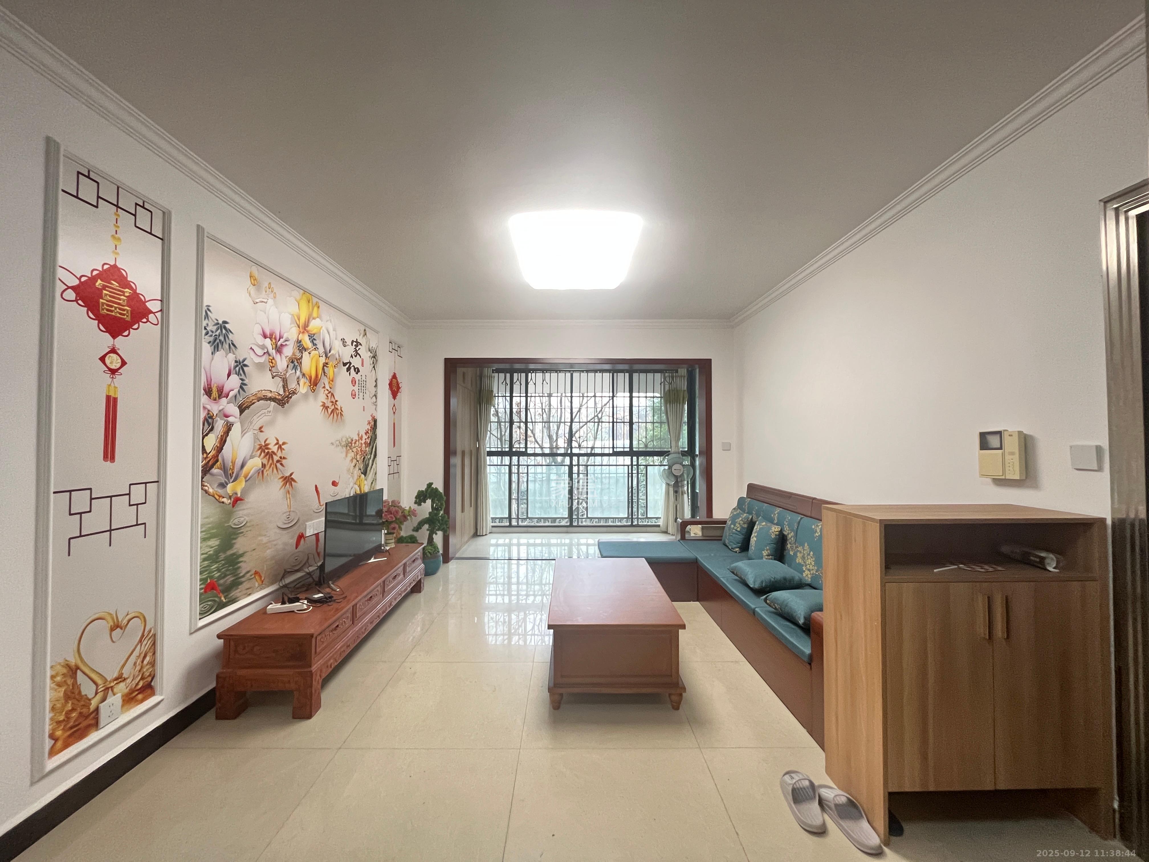 嘉宇盛世华章 2室2厅1卫 2500.0元/月 嘉宇盛世华章 2室2厅1卫 2500.0元/月室内图