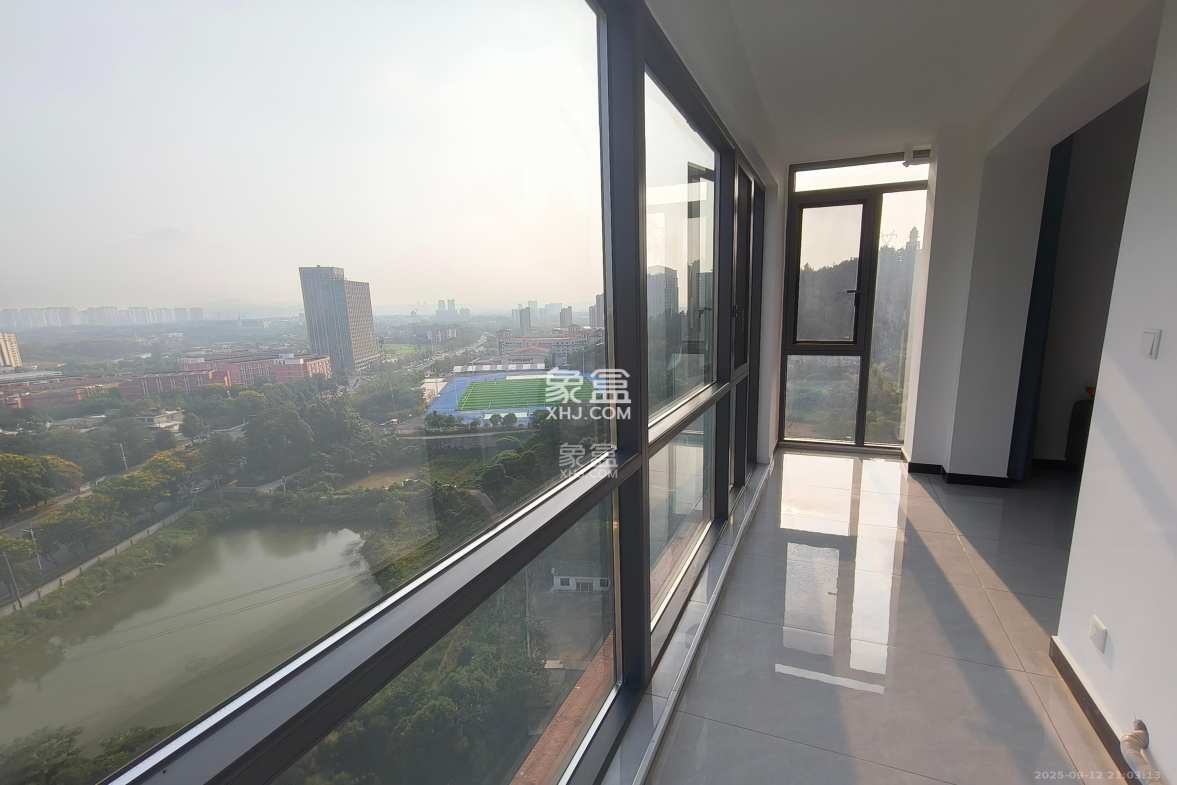 青竹湖曦园  3室2厅1卫    2000.0元/月 青竹湖曦园  3室2厅1卫    2000.0元/月室内图