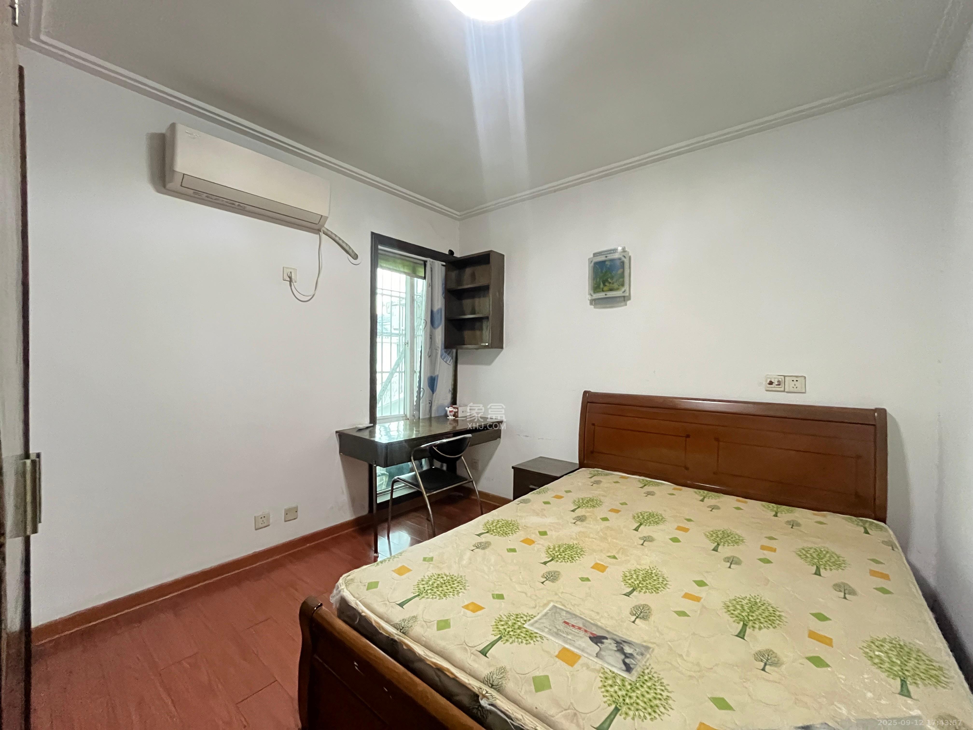 恩瑞麓山名园(龙王港小区) 2室2厅1卫 1750.0元/月 恩瑞麓山名园(龙王港小区) 2室2厅1卫 1750.0元/月室内图