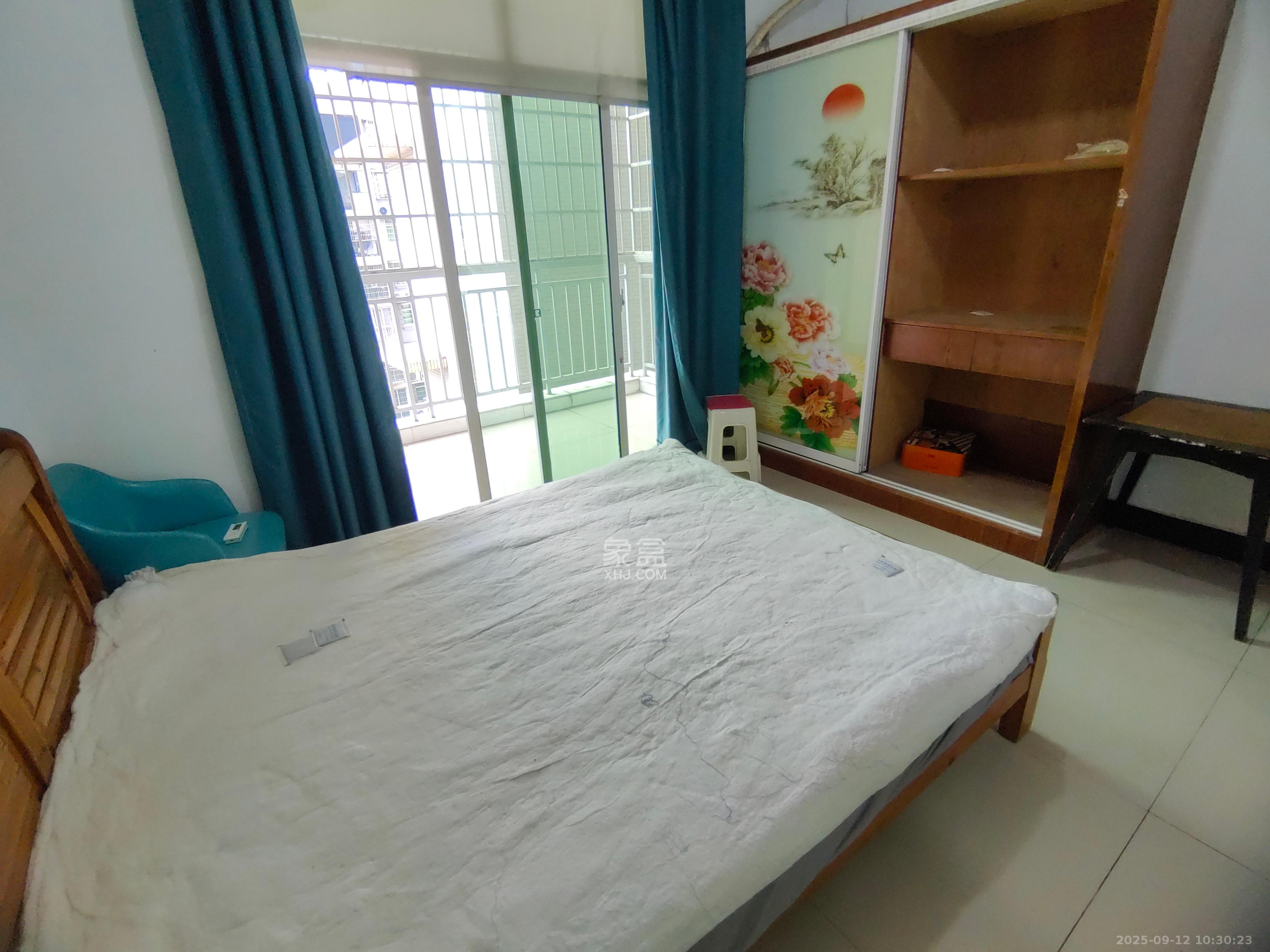 洞井二小区  3室2厅1卫    2100.0元/月室内图