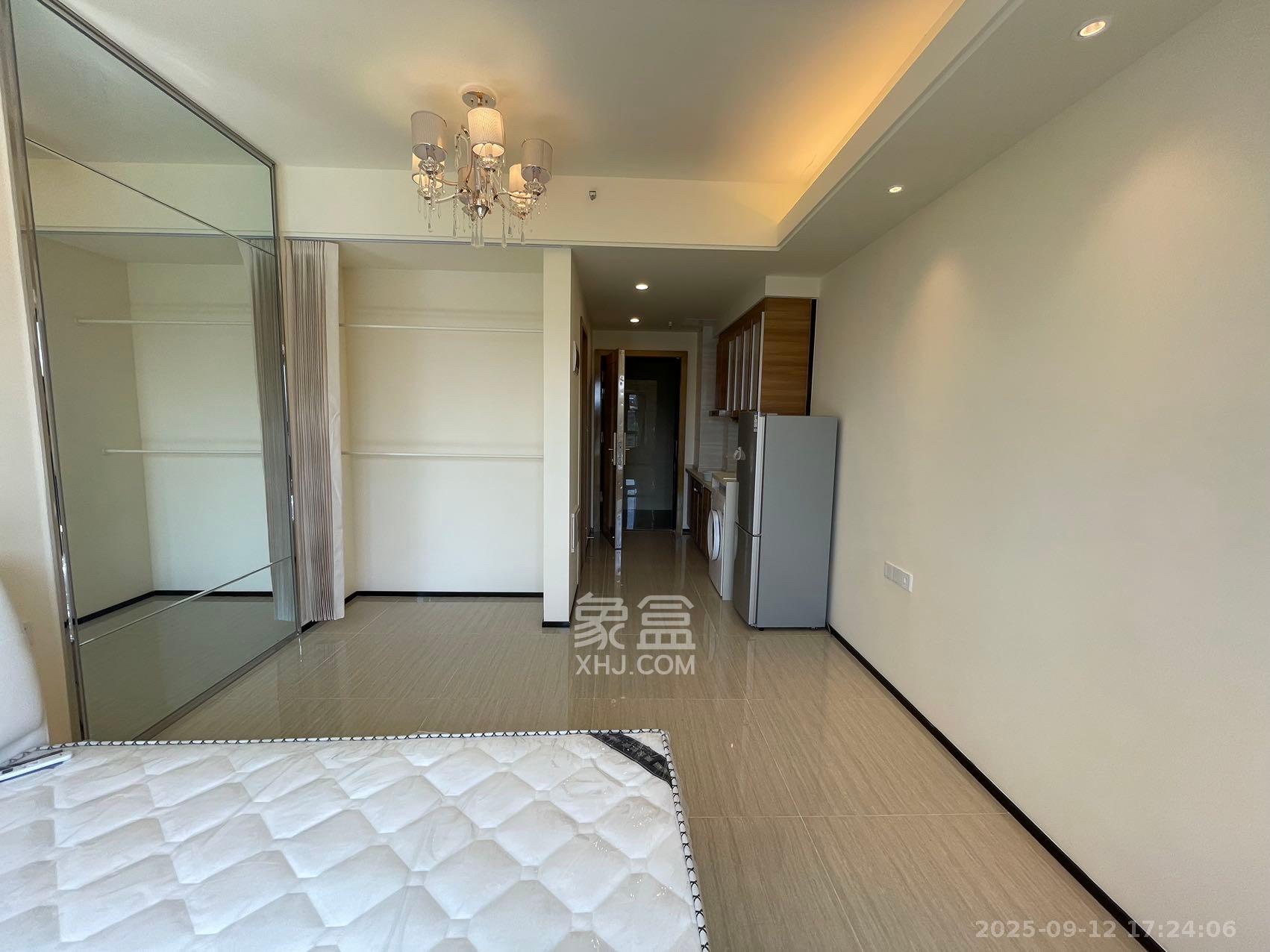 恒大清澜苑(恒大御景半岛四期) 1室1厅1卫 1500.0元/月 恒大清澜苑(恒大御景半岛四期) 1室1厅1卫 1500.0元/月室内图