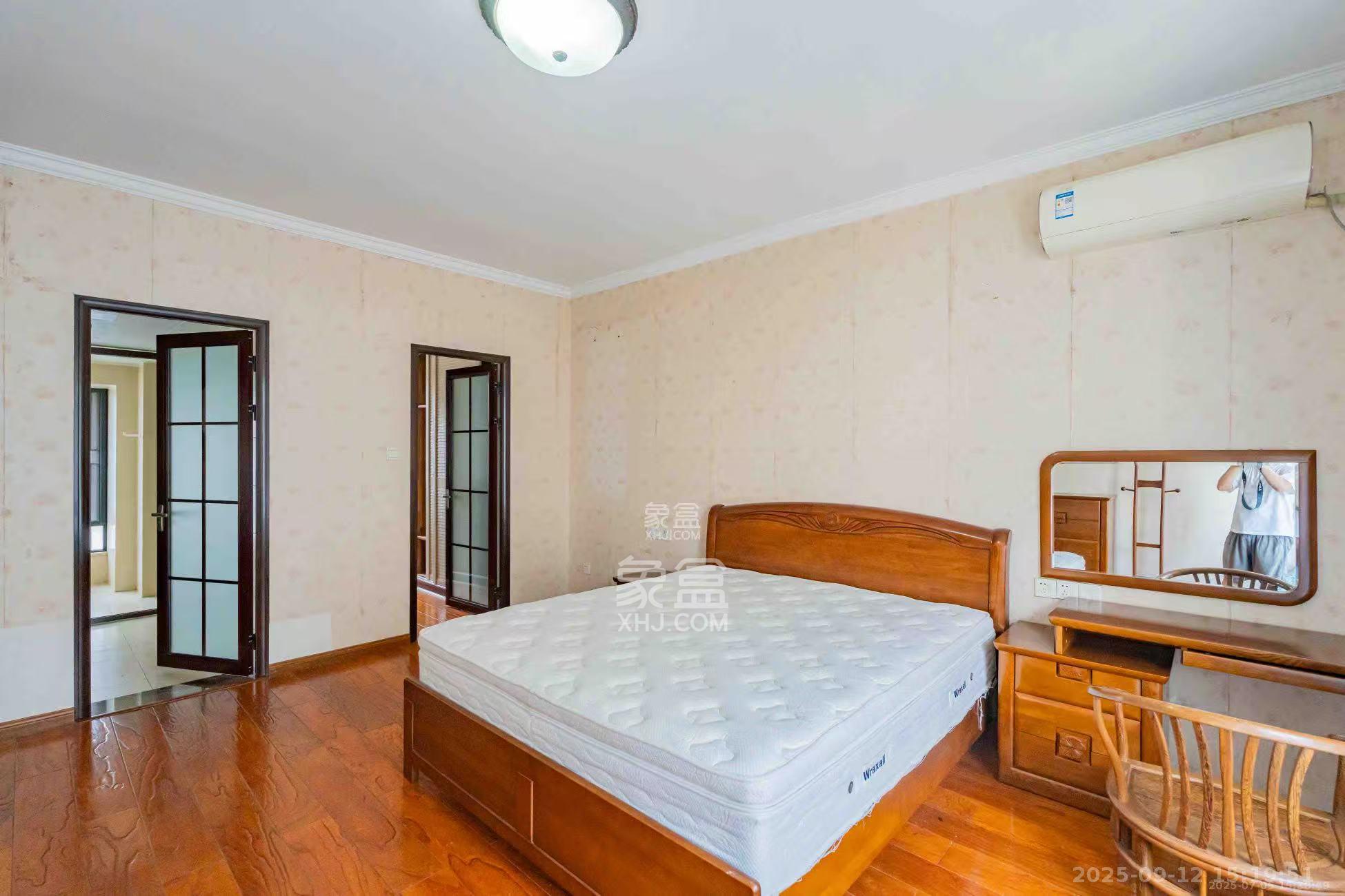 归心苑  5室2厅3卫    5200.0元/月室内图