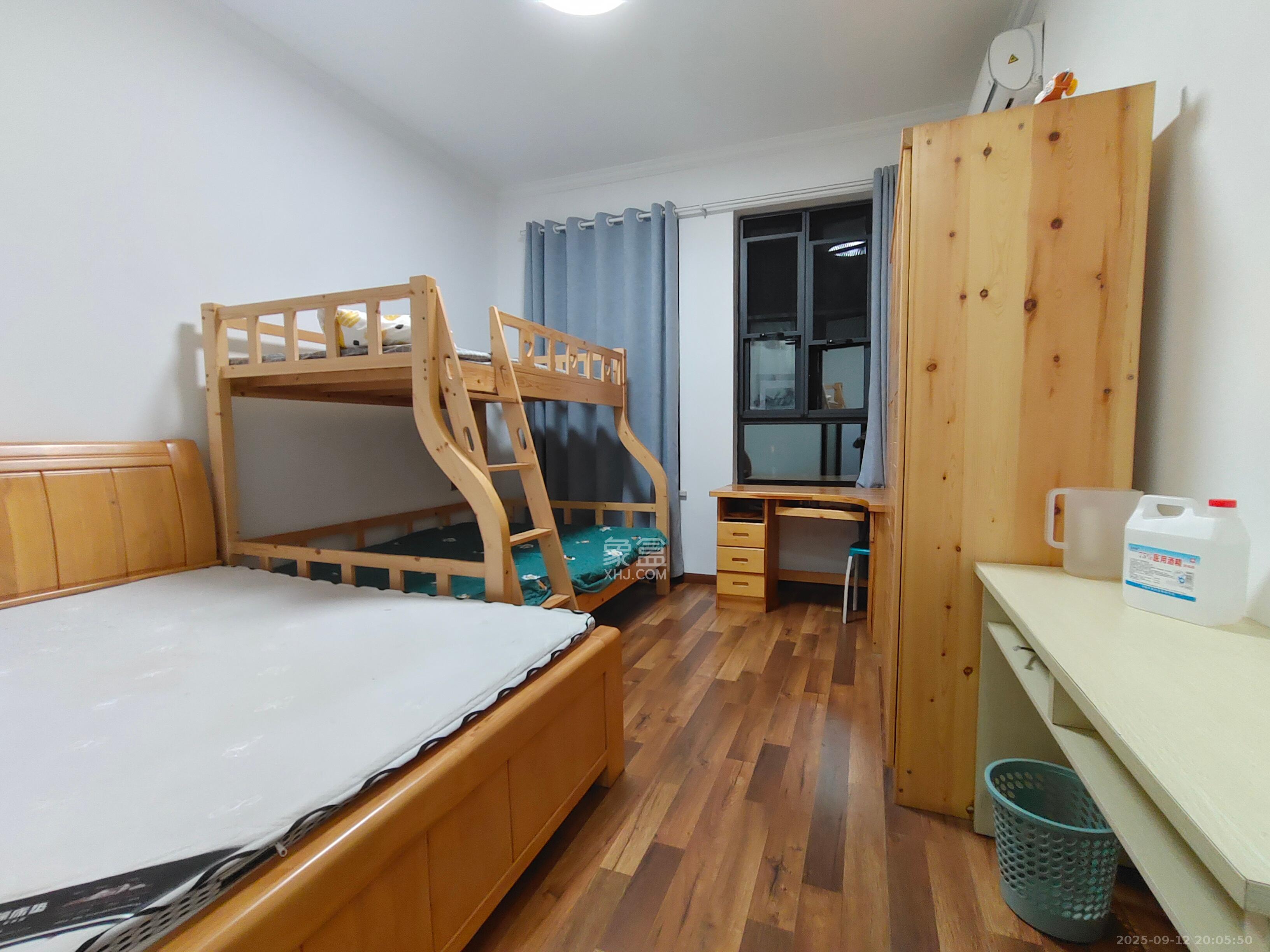 中隆国际御玺 4室2厅3卫 5800.0元/月 中隆国际御玺 4室2厅3卫 5800.0元/月室内图