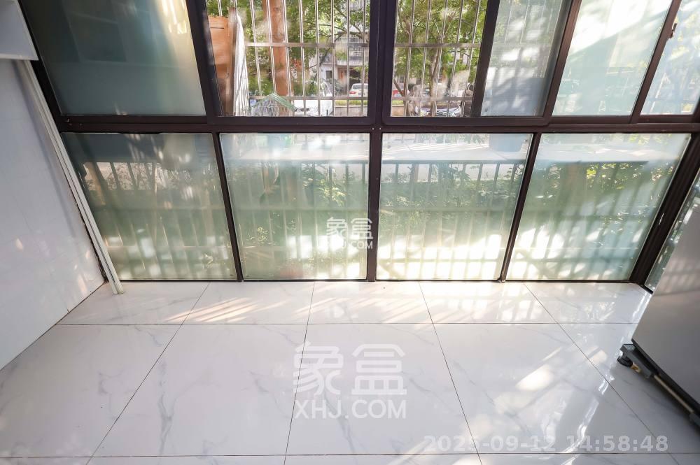 枫雅名苑 2室2厅1卫 2000.0元/月 枫雅名苑 2室2厅1卫 2000.0元/月室内图