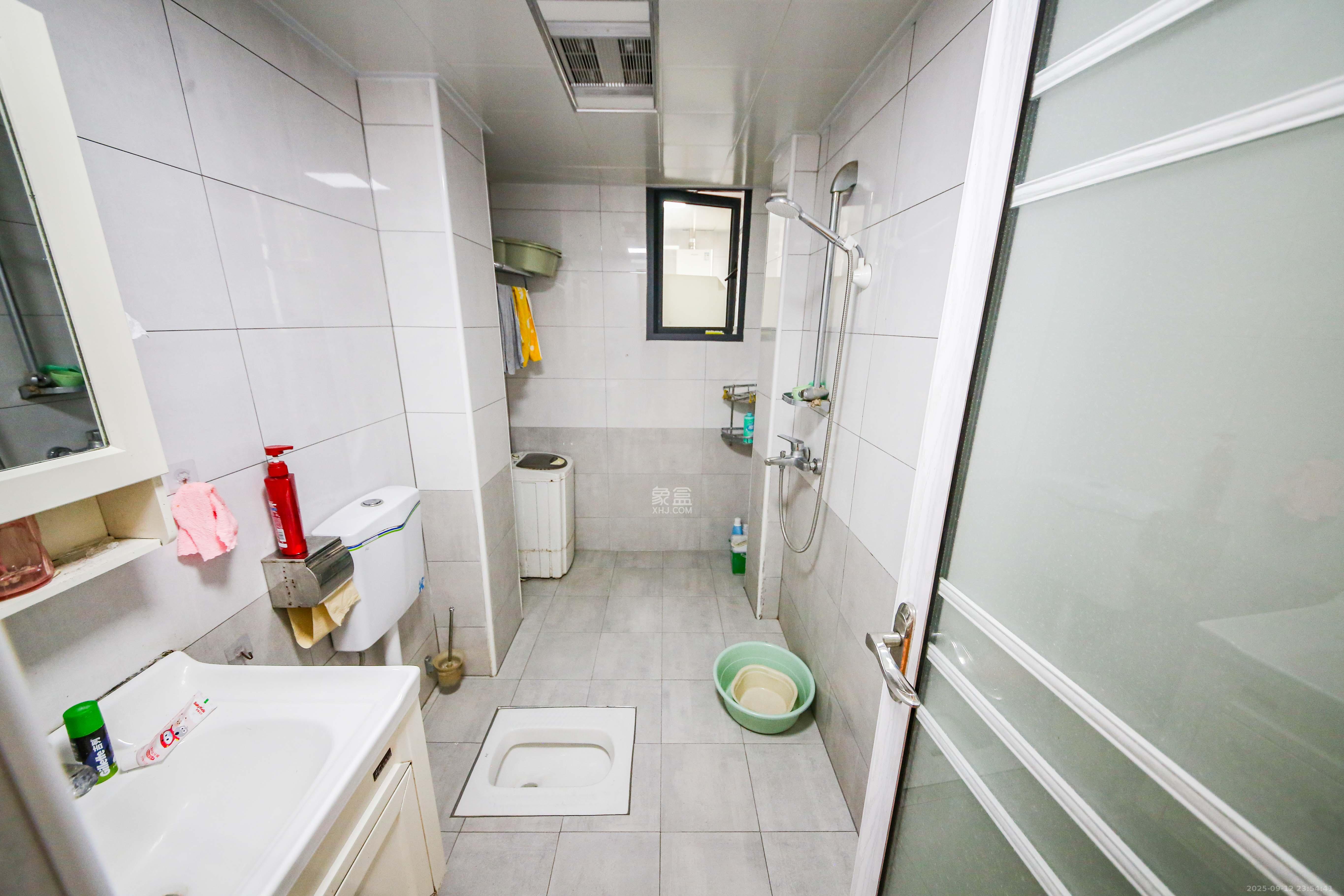 水墨林溪  3室2厅1卫    98.0万卫生间