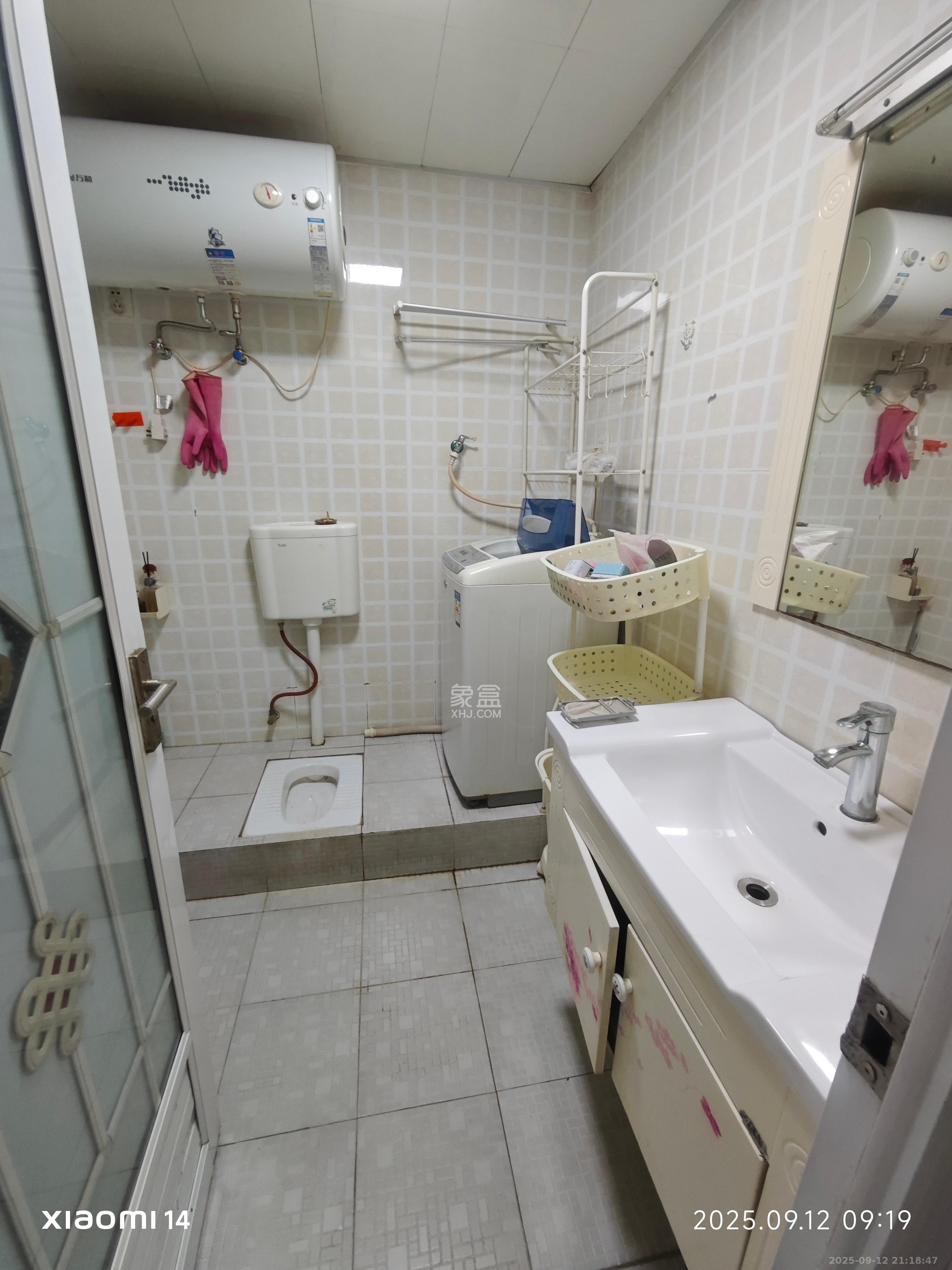 越界（天佑国际大厦）  1室1厅1卫    1800.0元/月室内图