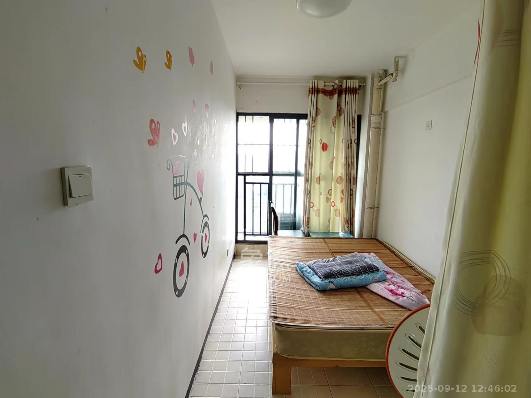 中信文化广场(中信新城二期)  2室2厅1卫    1500.0元/月 中信文化广场(中信新城二期)  2室2厅1卫    1500.0元/月室内图