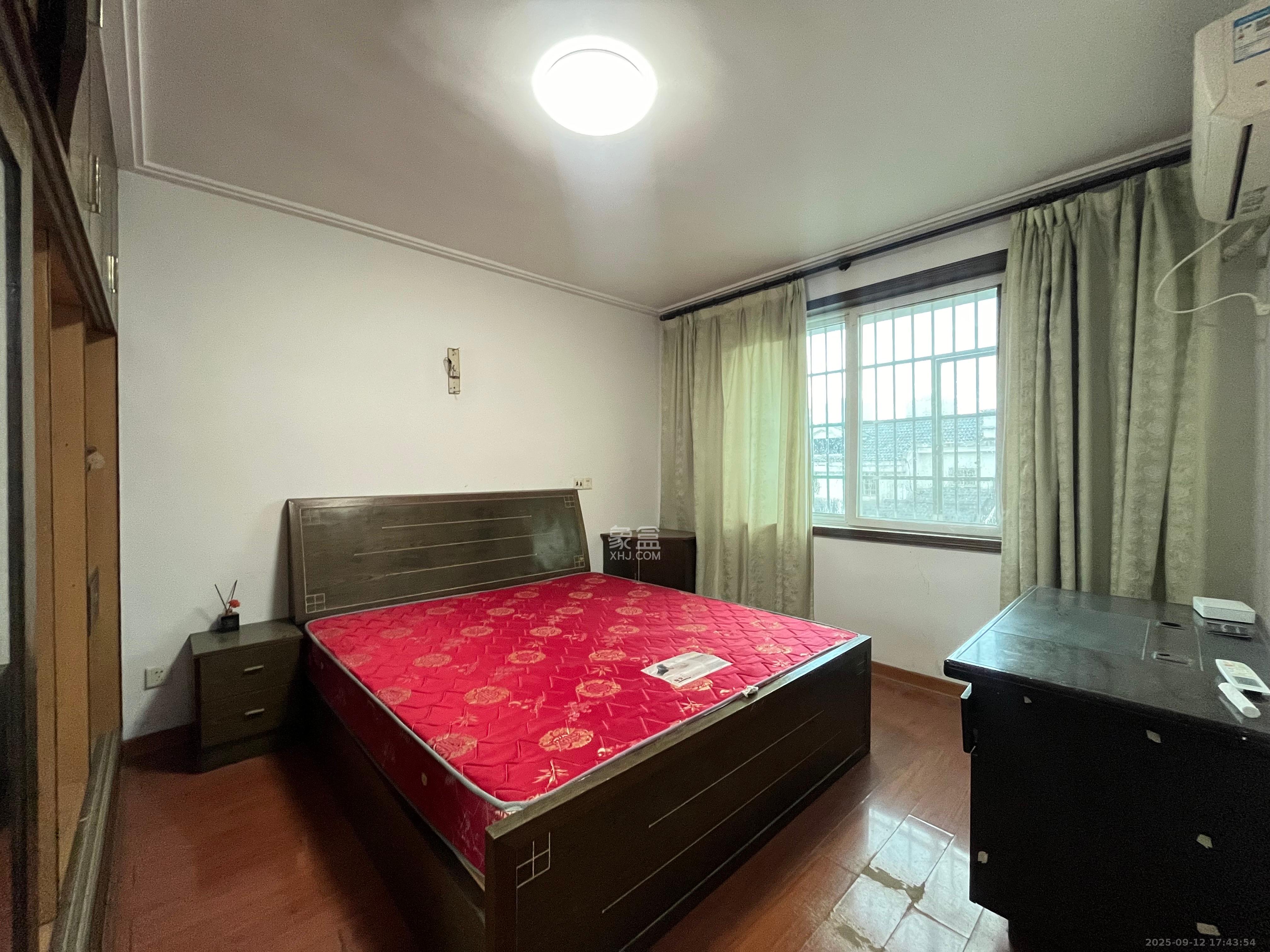 恩瑞麓山名园(龙王港小区) 2室2厅1卫 1750.0元/月 恩瑞麓山名园(龙王港小区) 2室2厅1卫 1750.0元/月室内图