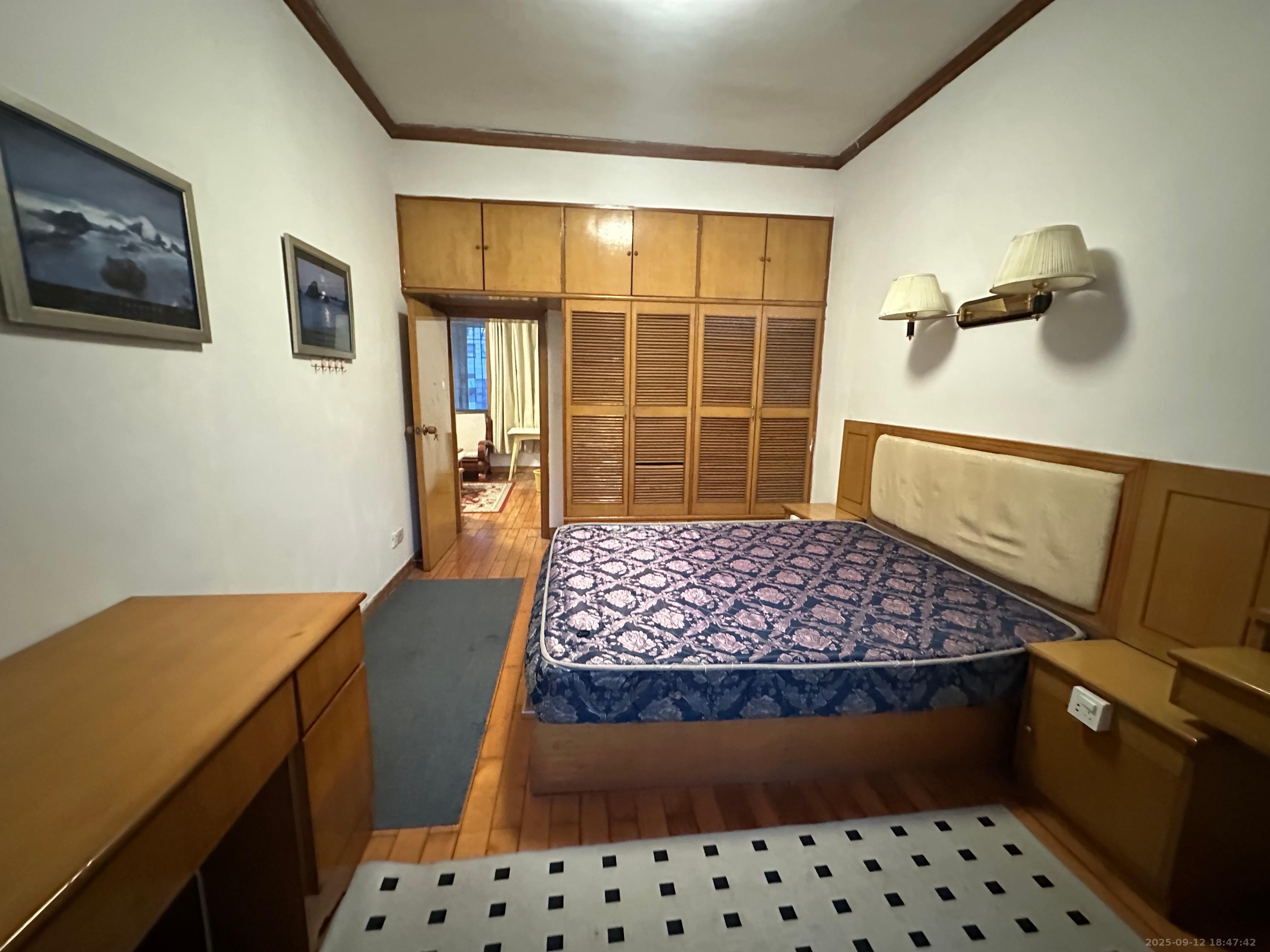 牛婆塘社区 2室1厅1卫 1300.0元/月 牛婆塘社区 2室1厅1卫 1300.0元/月室内图