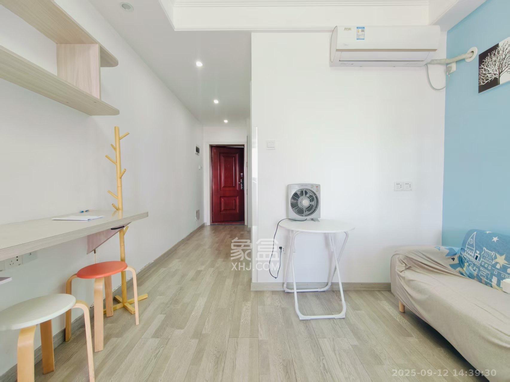 上园商住小区  1室0厅0卫    2000.0元/月室内图