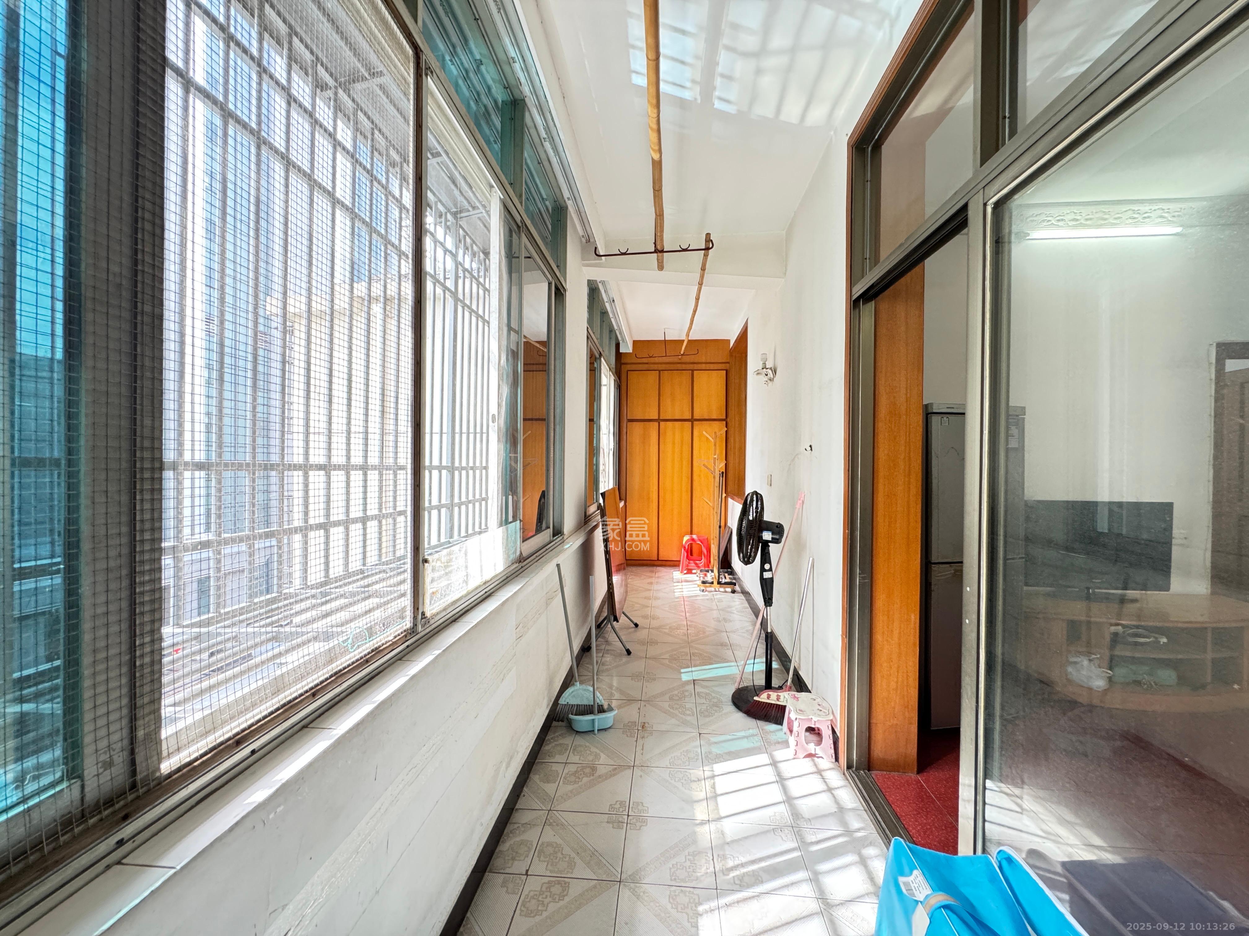 工农桥社区白马公寓(白马庙巷) 3室1厅1卫 2000.0元/月 工农桥社区白马公寓(白马庙巷) 3室1厅1卫 2000.0元/月室内图