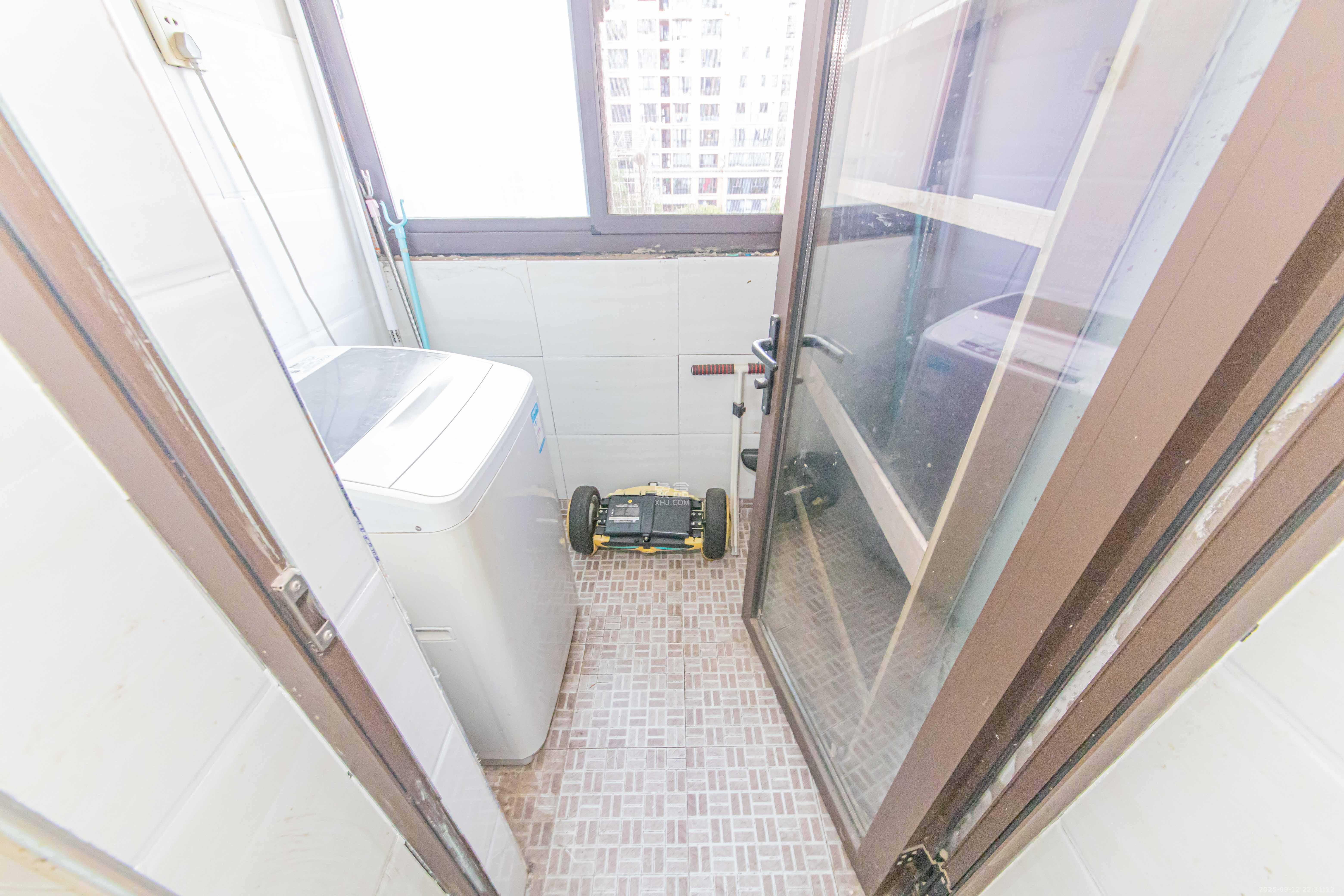 鑫远和城（一、二期）  1室1厅1卫    27.0万厨房