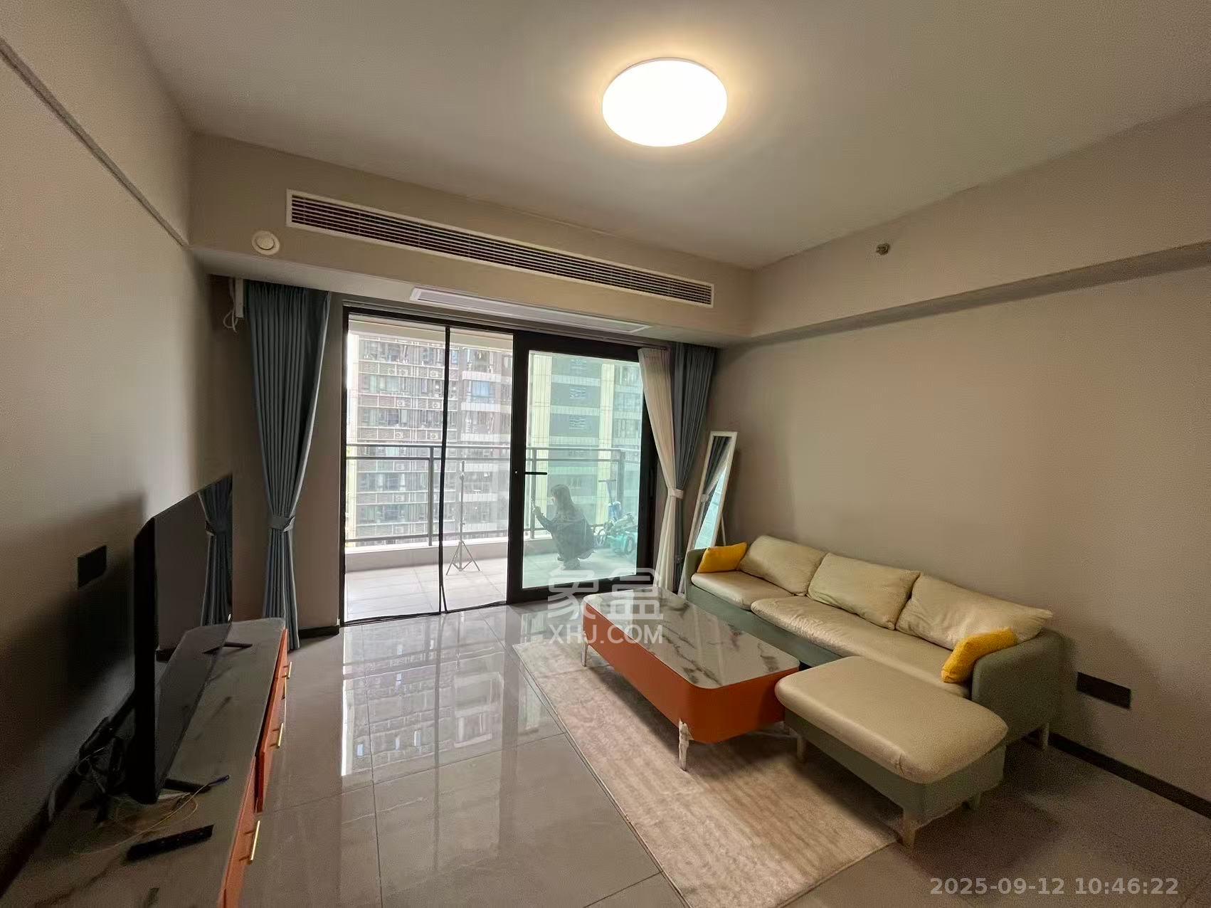 时代梅溪领峰  3室2厅2卫    3200.0元/月室内图