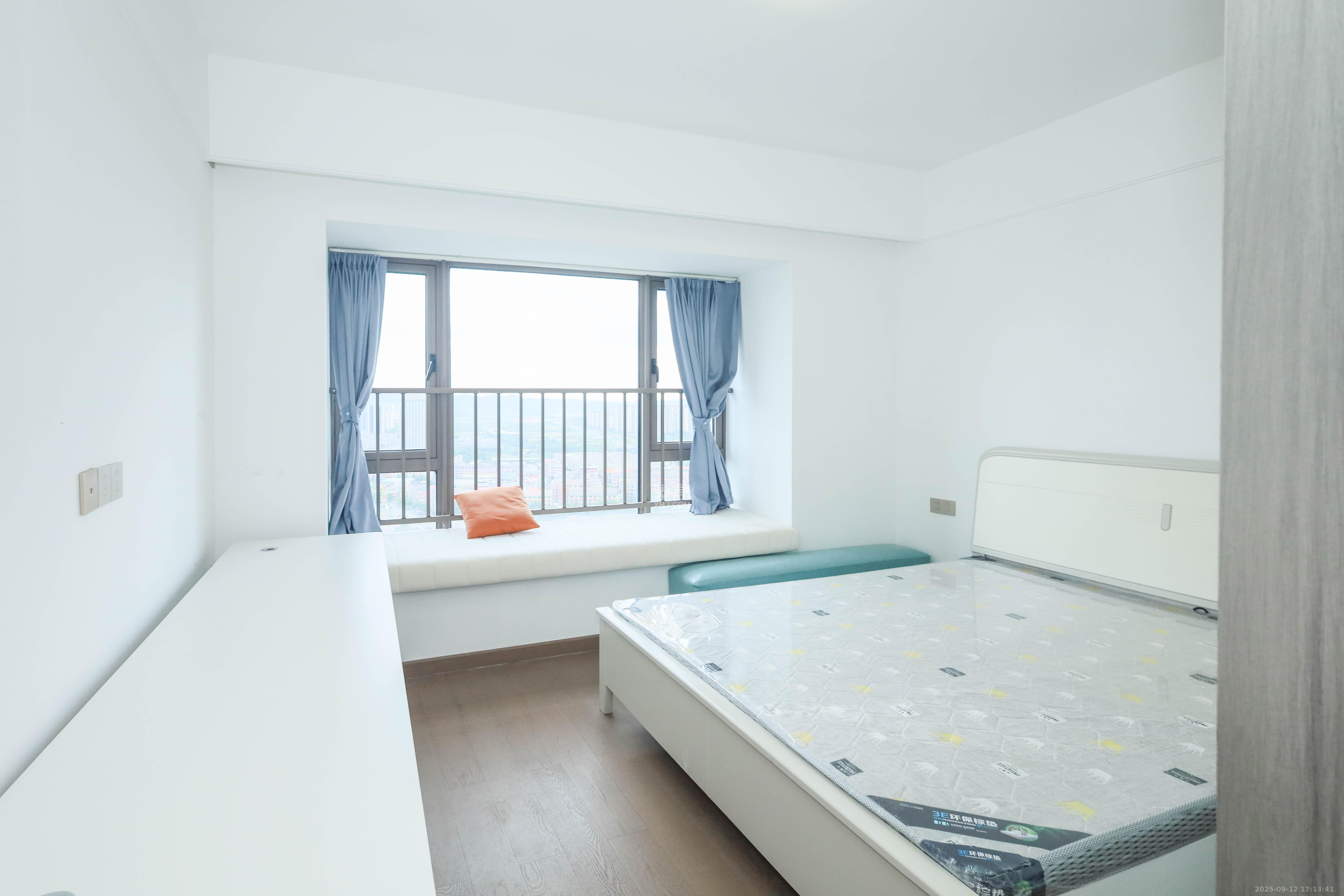 长沙溪山悦  4室2厅2卫    113.0万 长沙溪山悦  4室2厅2卫    113.0万卧室