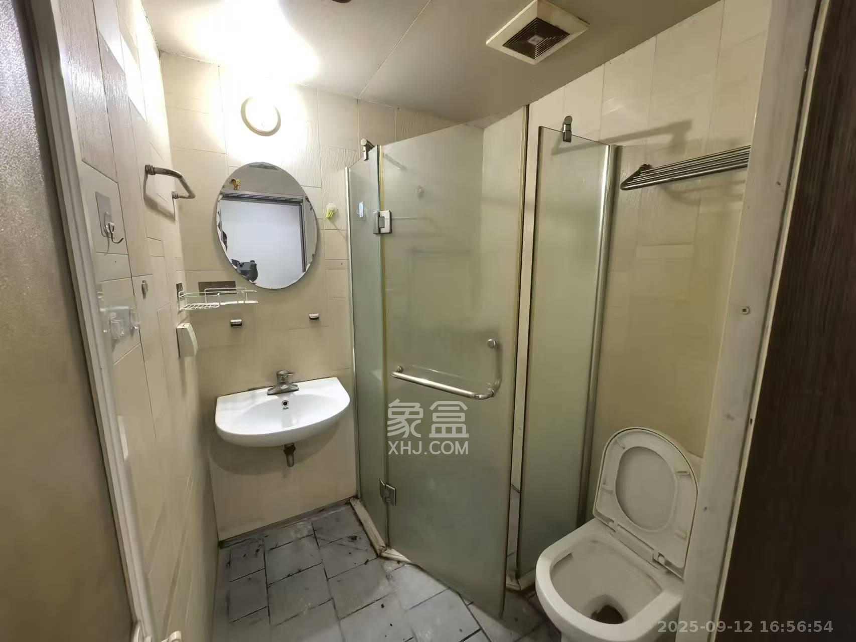 几米空间  1室1厅1卫    1300.0元/月室内图