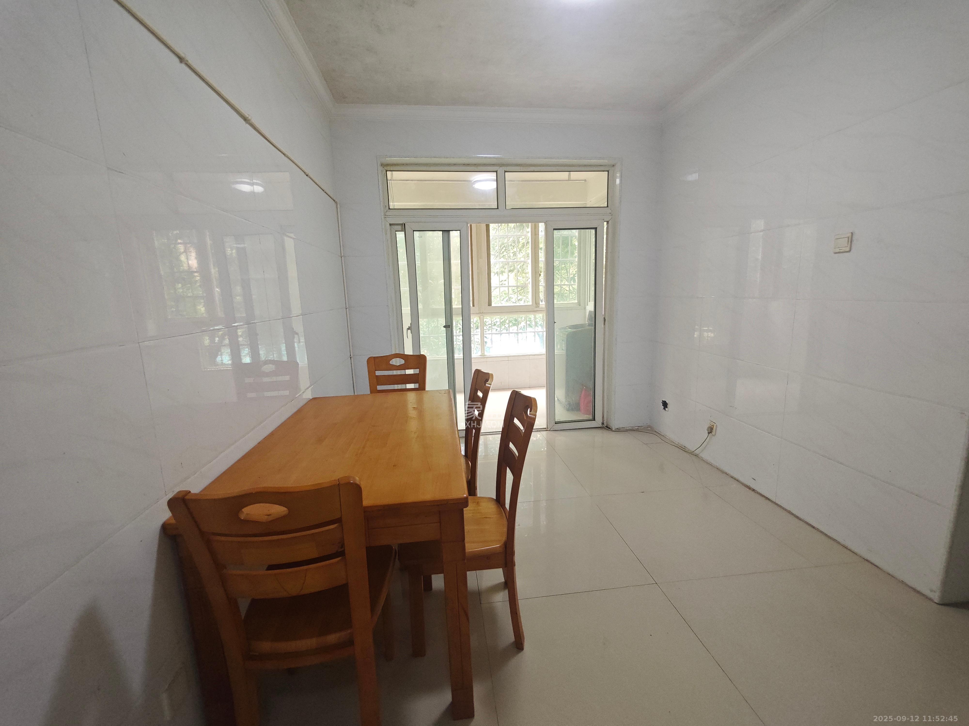 黎郡新宇康景园 2室2厅1卫 1600.0元/月 黎郡新宇康景园 2室2厅1卫 1600.0元/月室内图