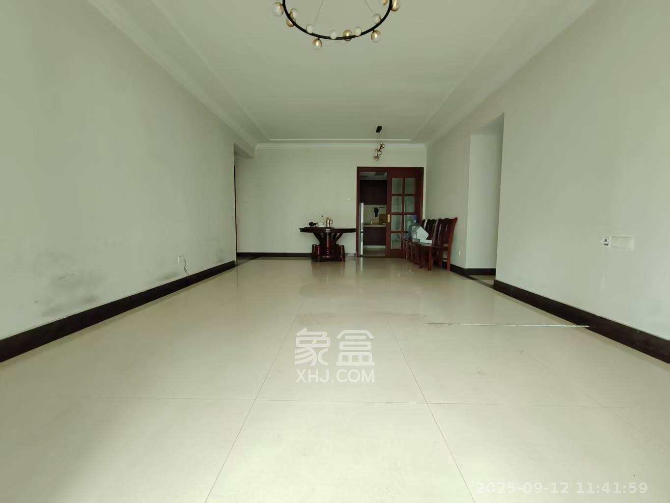 恒大名都 4室2厅2卫 2100.0元/月 恒大名都 4室2厅2卫 2100.0元/月室内图