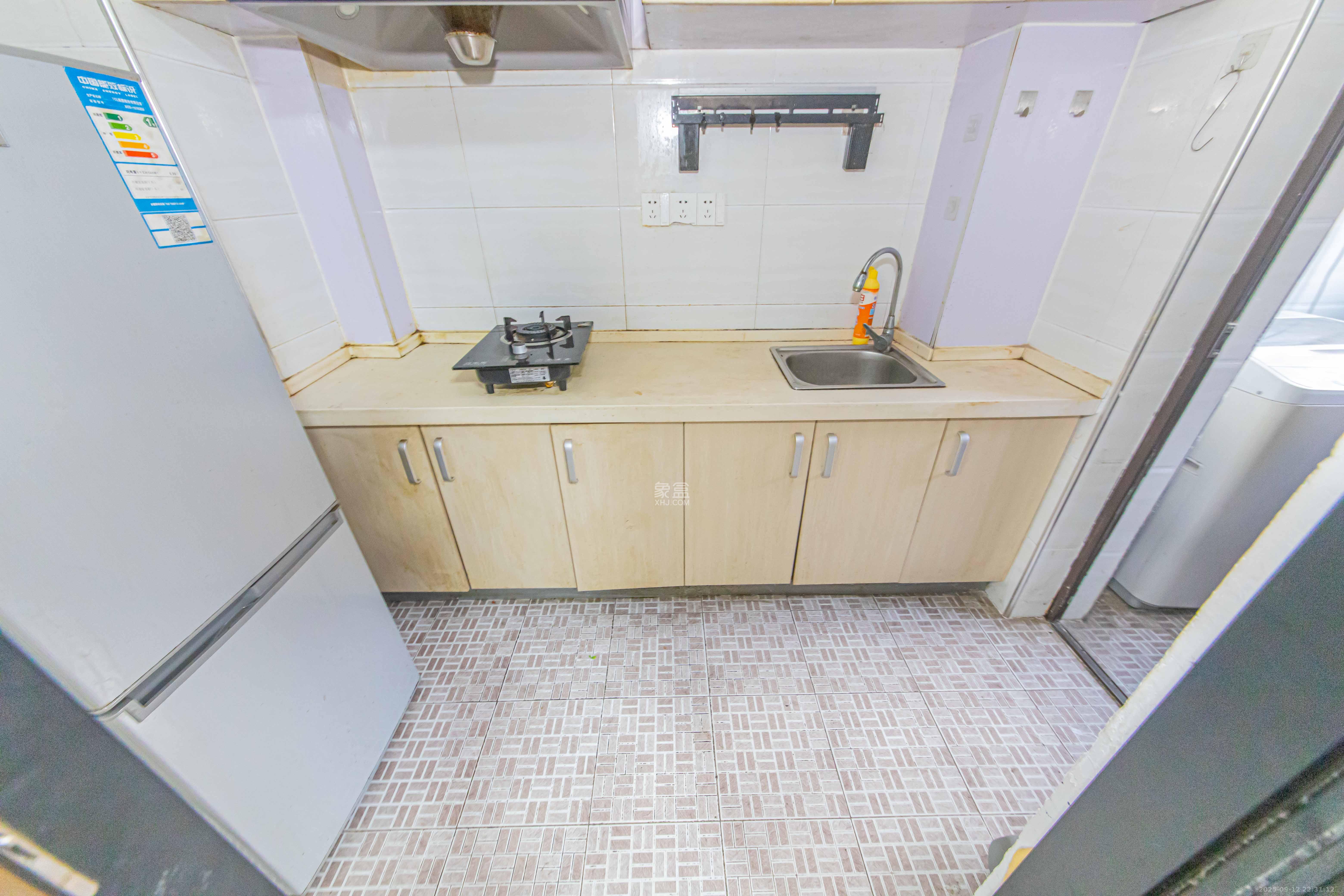 鑫远和城（一、二期）  1室1厅1卫    27.0万厨房