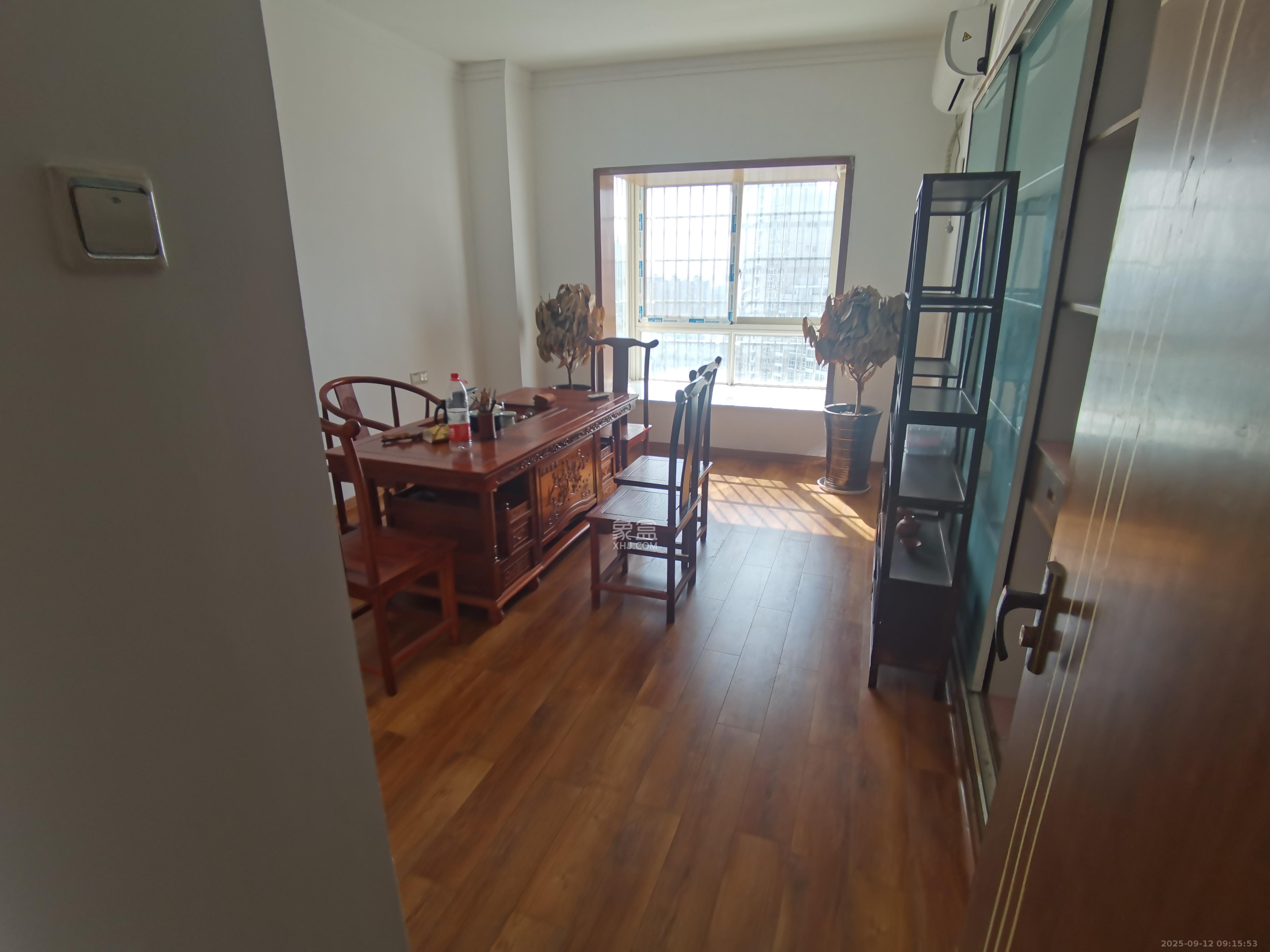 开源鑫阁 3室2厅2卫 2000.0元/月 开源鑫阁 3室2厅2卫 2000.0元/月室内图