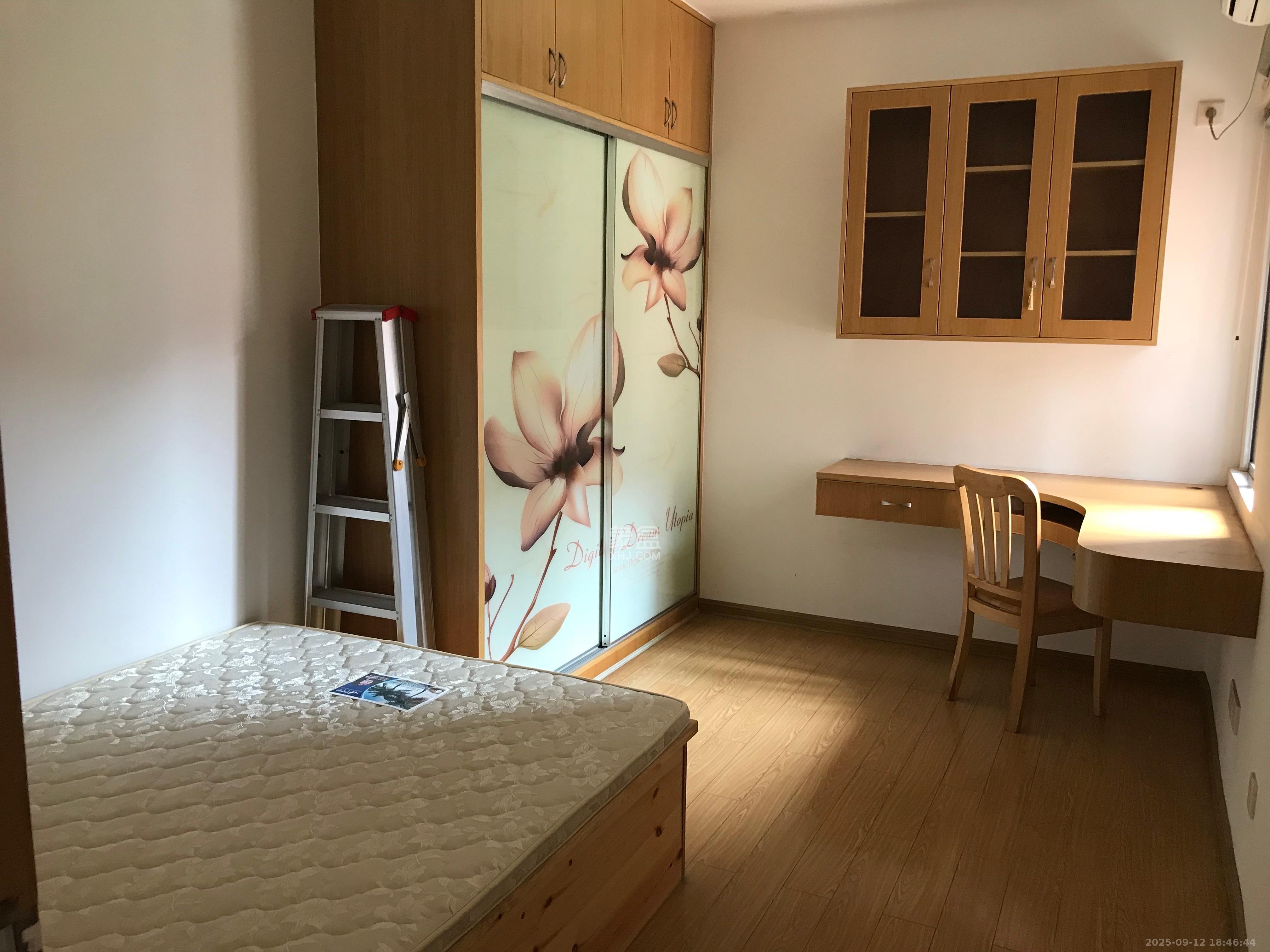 联美品格  2室1厅1卫    1800.0元/月室内图