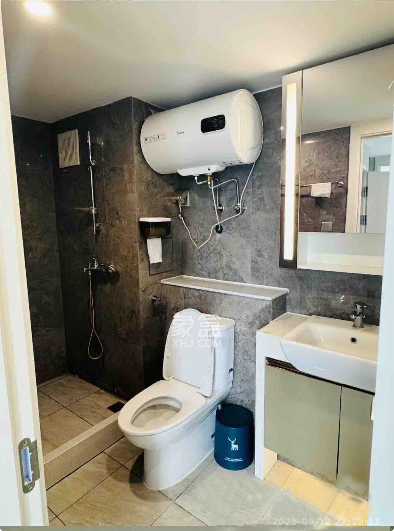 华远华时代 3室1厅1卫 3500.0元/月 华远华时代 3室1厅1卫 3500.0元/月室内图