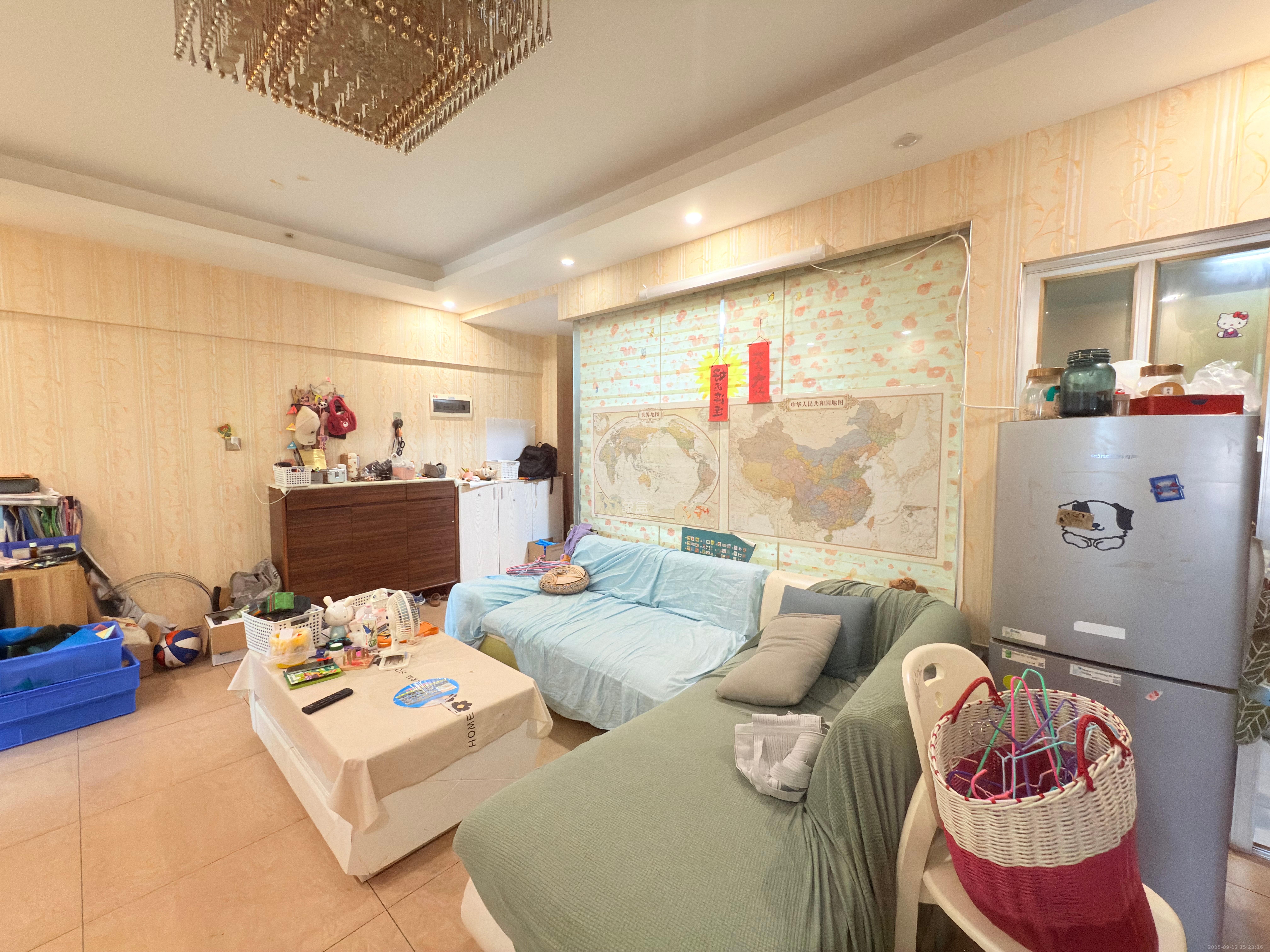 东怡外国(南湖一号) 2室2厅1卫 2400.0元/月 东怡外国(南湖一号) 2室2厅1卫 2400.0元/月室内图