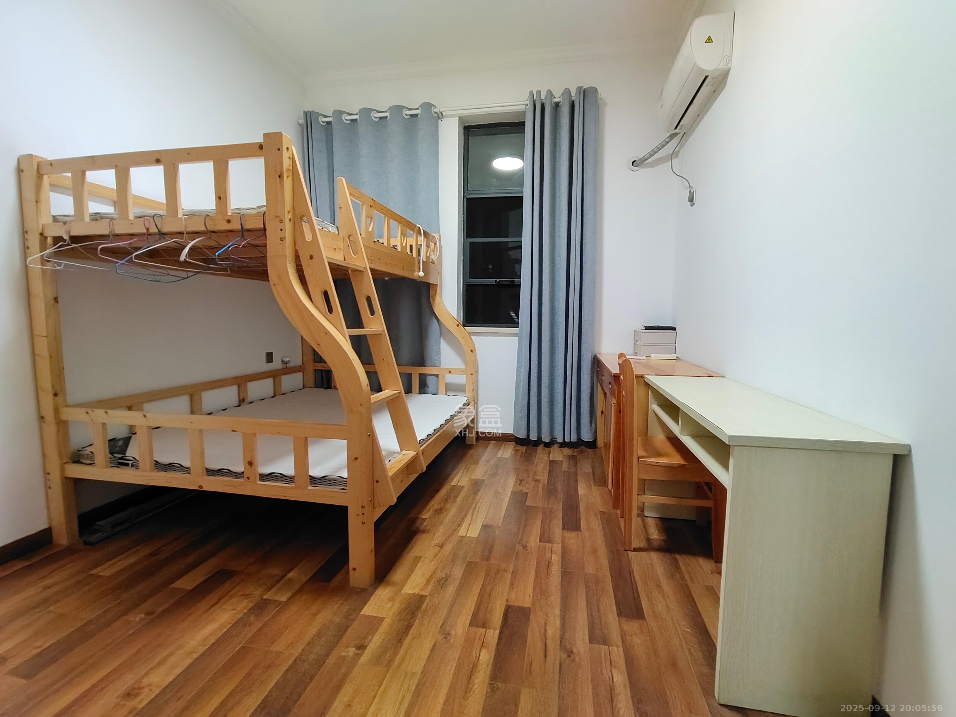 中隆国际御玺  4室2厅3卫    5800.0元/月室内图