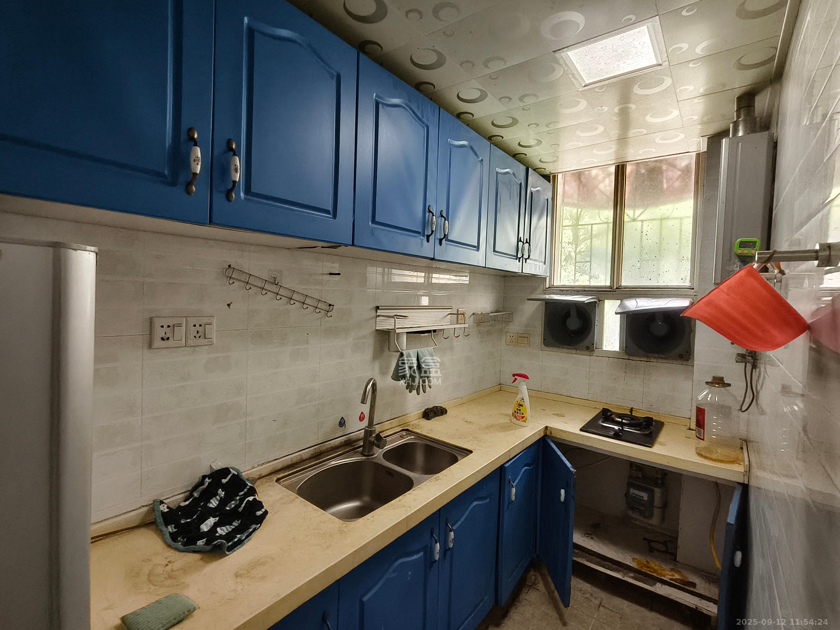 五矿宿舍 2室1厅1卫 1400.0元/月 五矿宿舍 2室1厅1卫 1400.0元/月室内图