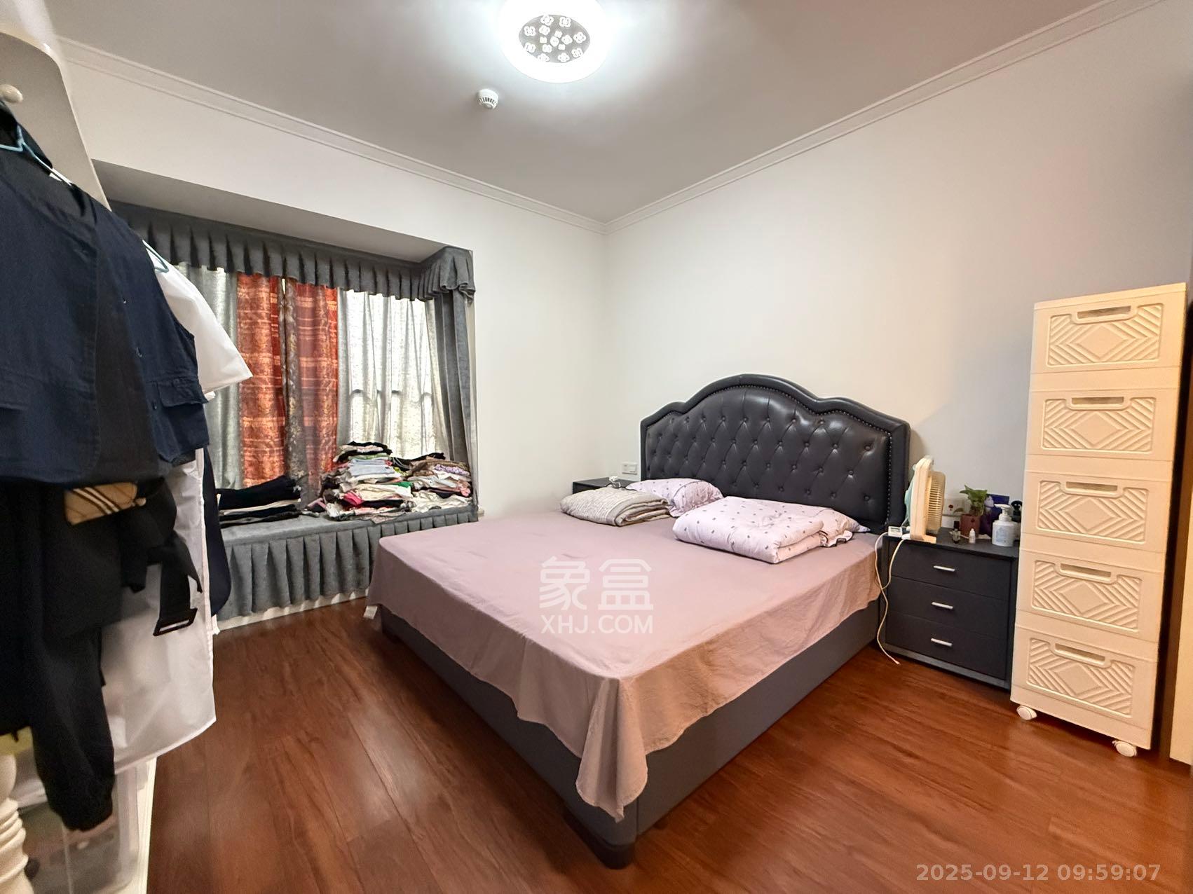 万科里金域国际 4室2厅1卫 5500.0元/月 万科里金域国际 4室2厅1卫 5500.0元/月室内图