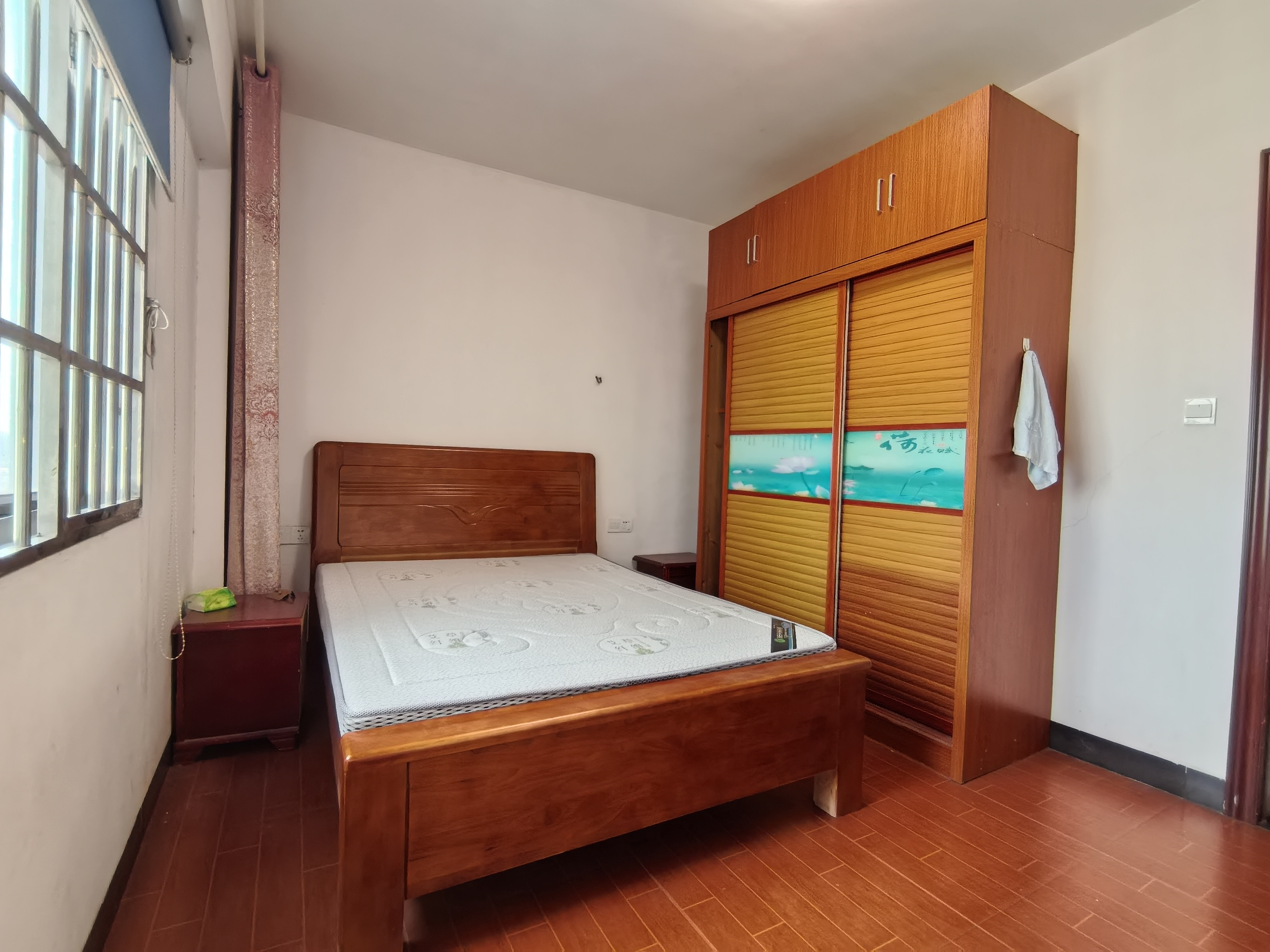 龙泰上品 1室0厅0卫 1500.0元/月 龙泰上品 1室0厅0卫 1500.0元/月室内图