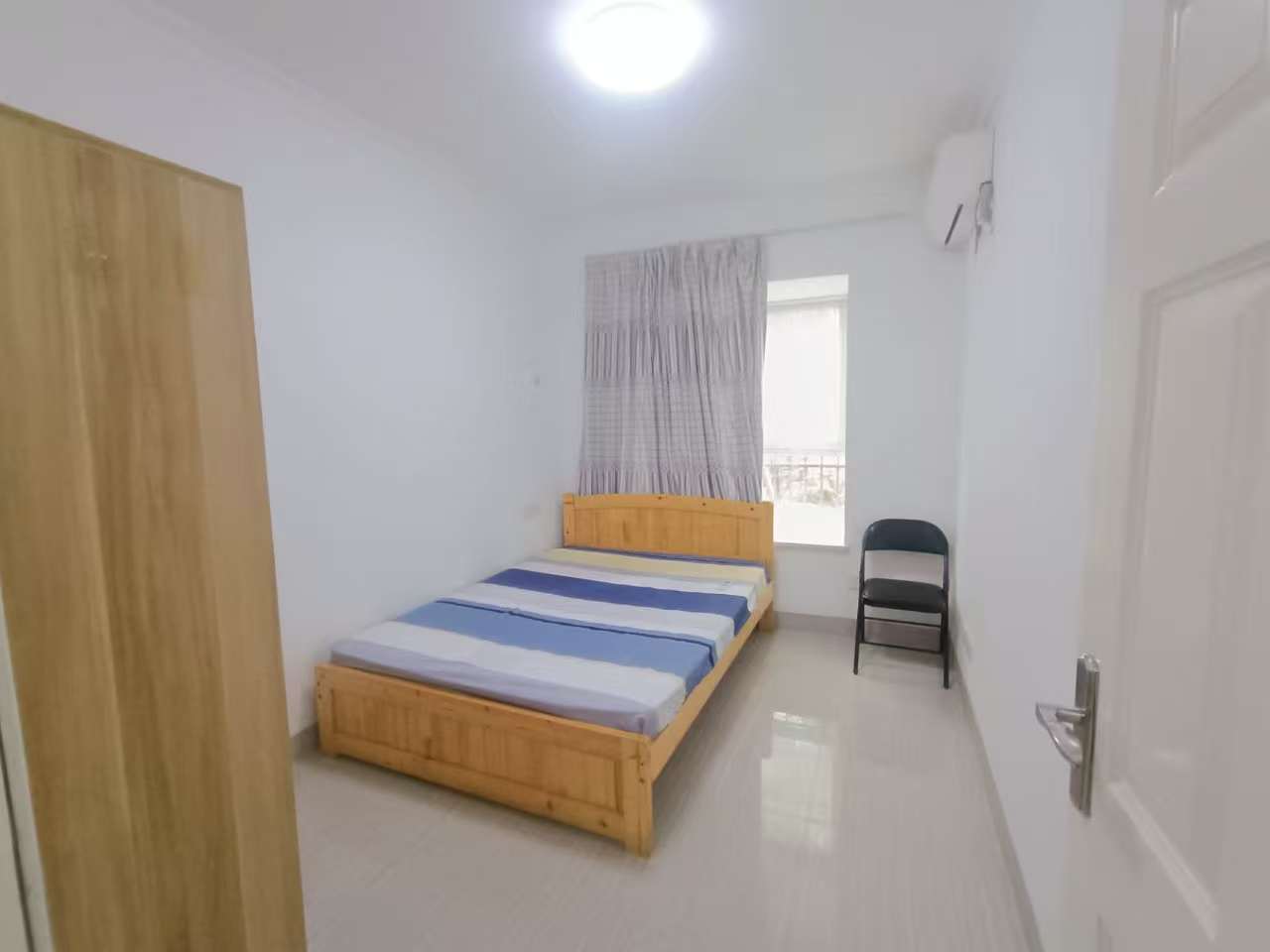 海航城  4室2厅2卫    2800.0元/月 海航城  4室2厅2卫    2800.0元/月室内图