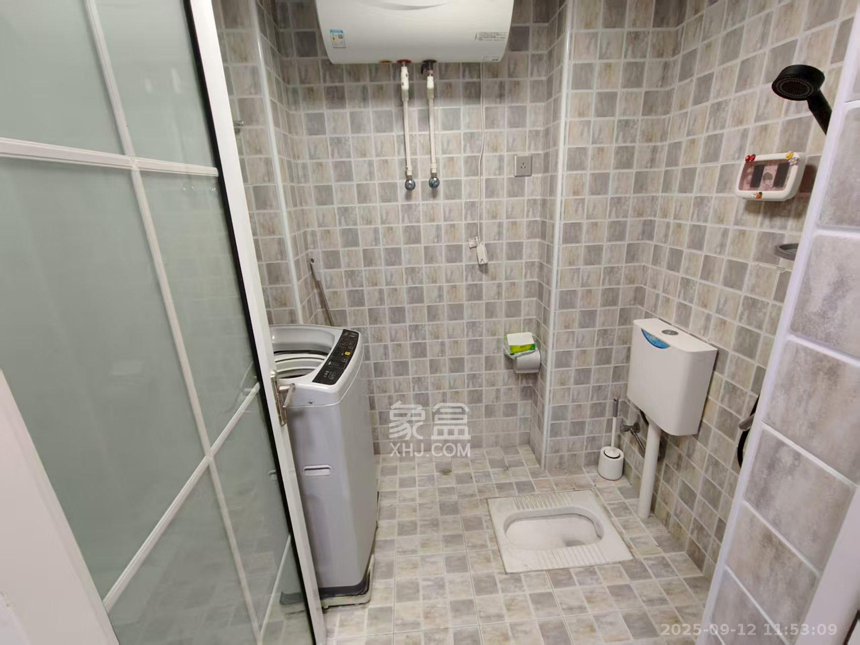 惠通才郡  1室1厅1卫    1600.0元/月室内图