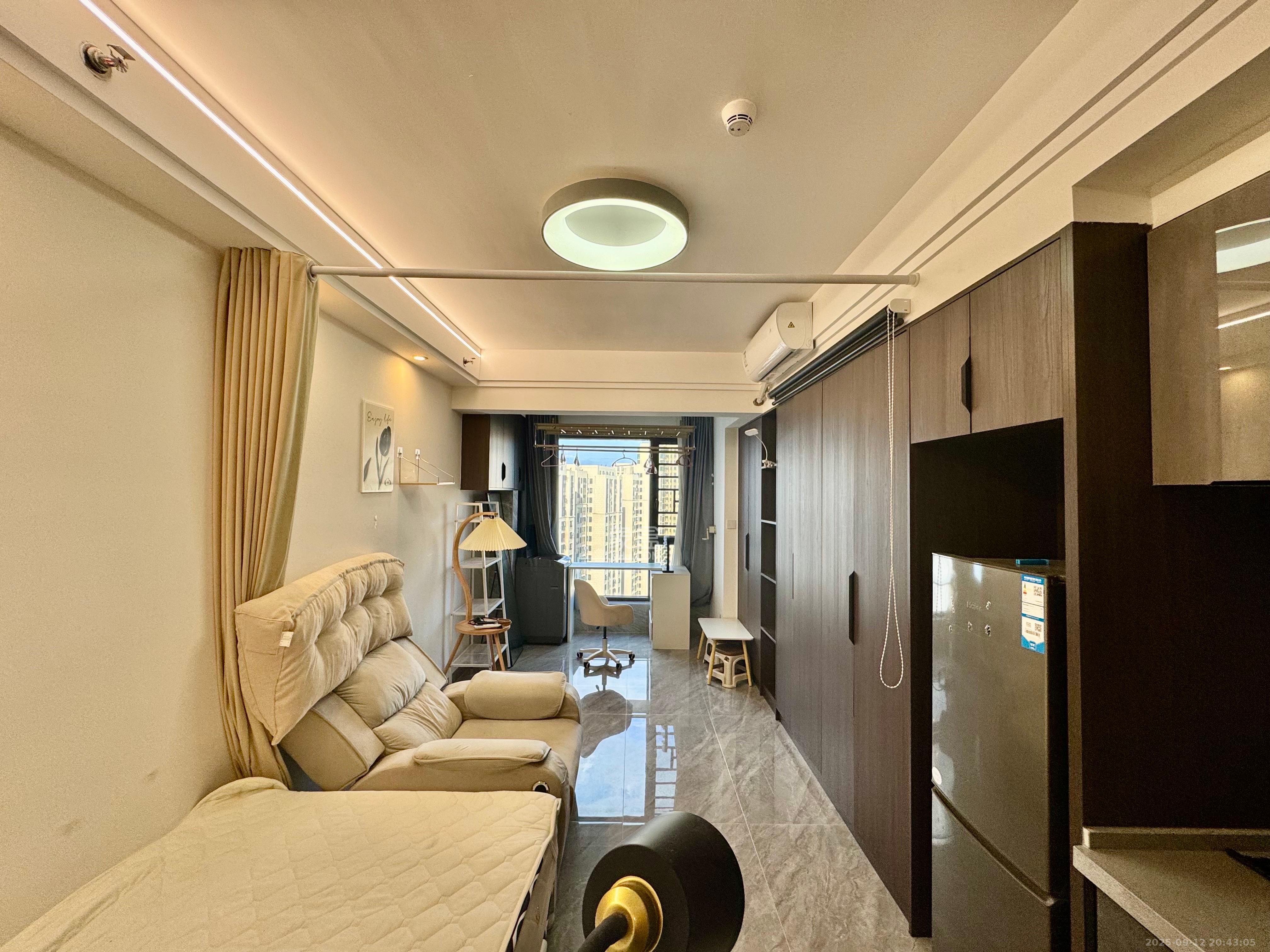 金地铂悦 1室0厅0卫 1100.0元/月 金地铂悦 1室0厅0卫 1100.0元/月室内图