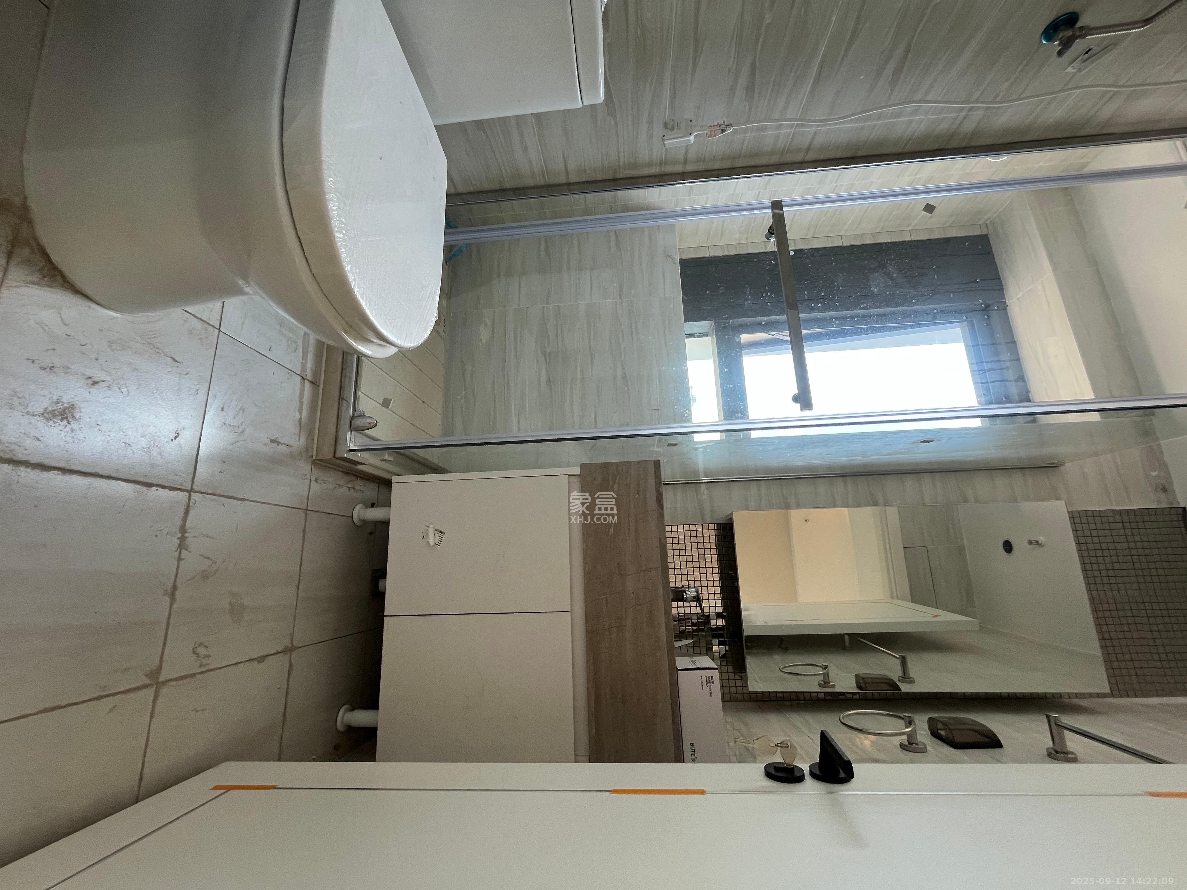 恒大珺悦府  2室1厅1卫    2500.0元/月室内图