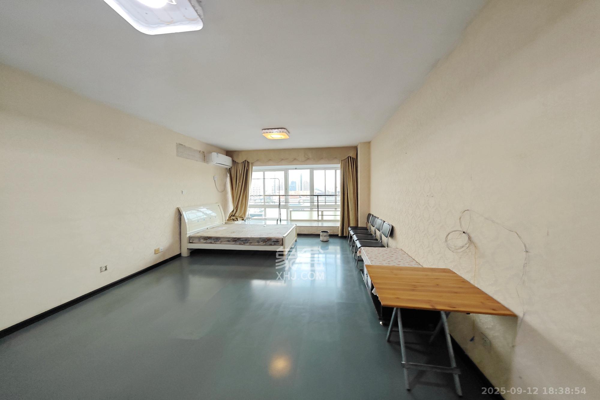 几米空间  1室1厅1卫    22.0万 几米空间  1室1厅1卫    22.0万