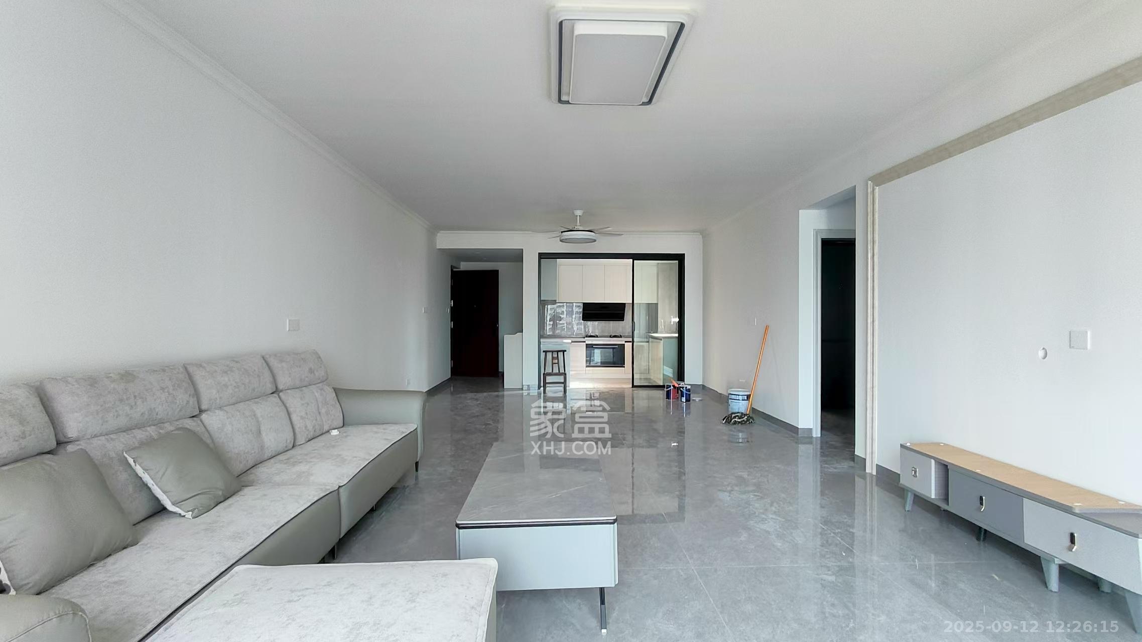 谷山景苑  4室2厅2卫    3200.0元/月 谷山景苑  4室2厅2卫    3200.0元/月