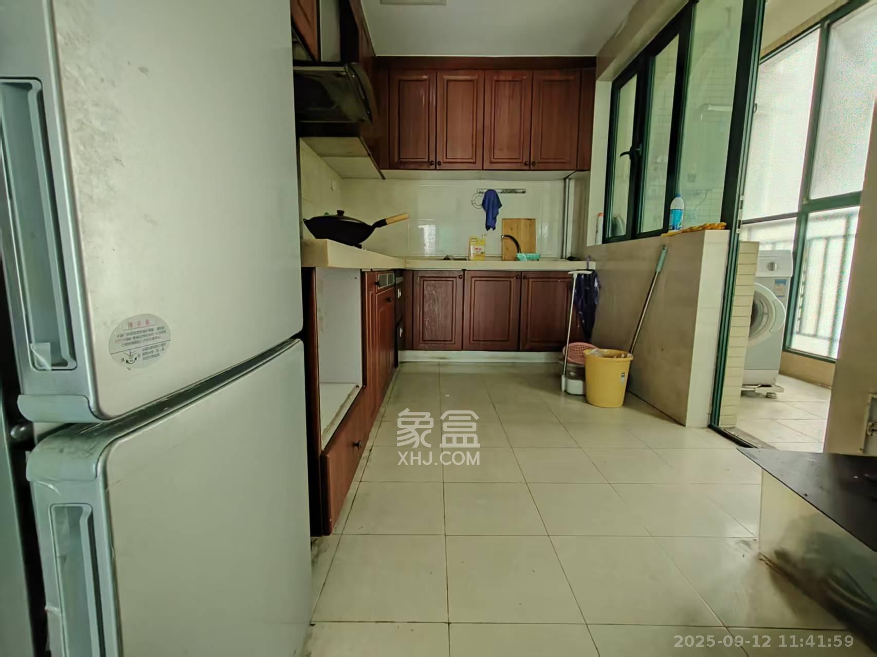 恒大名都 4室2厅2卫 2100.0元/月 恒大名都 4室2厅2卫 2100.0元/月室内图