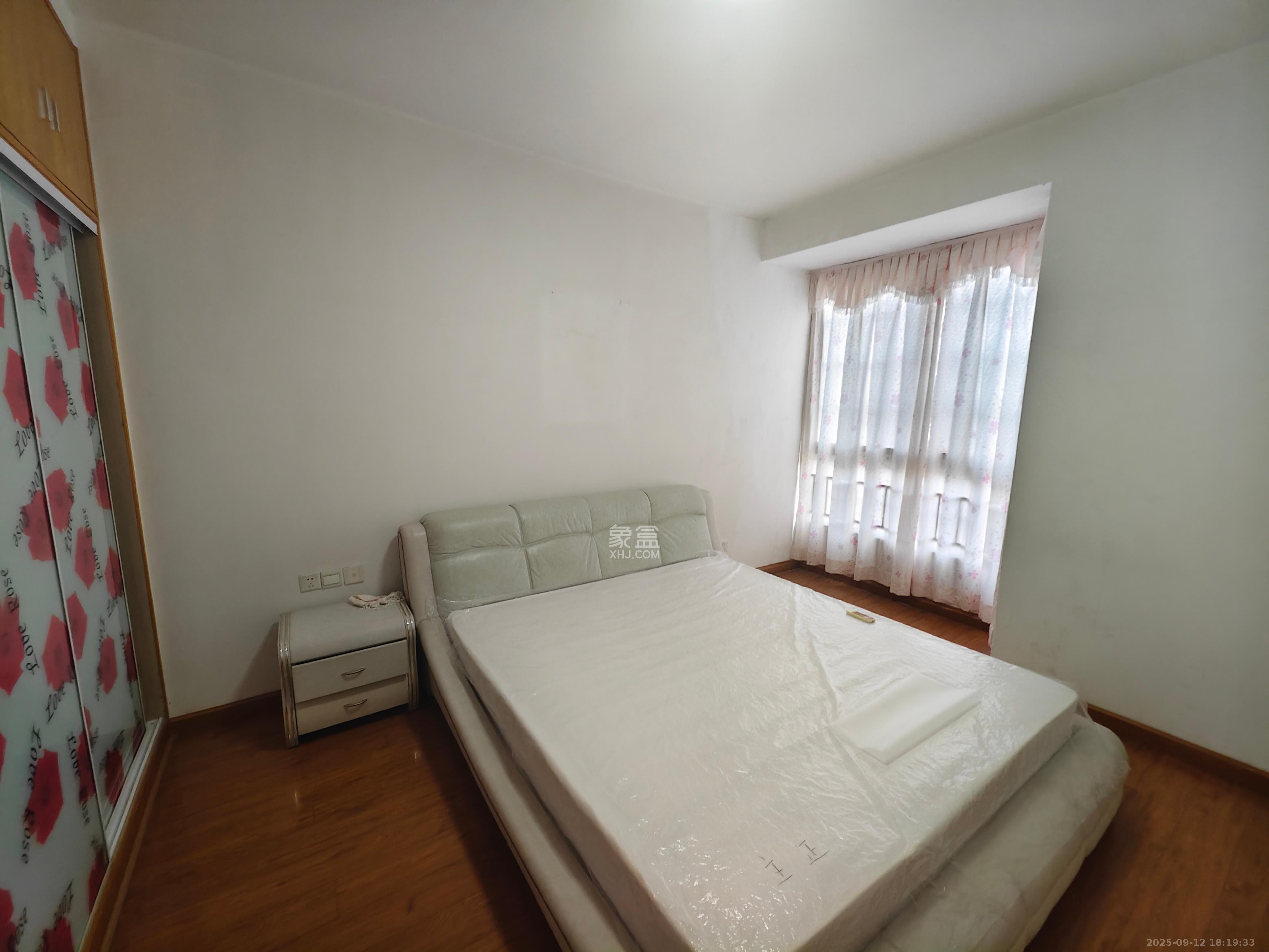 水木兰庭  3室2厅1卫   1900.00元/月室内图