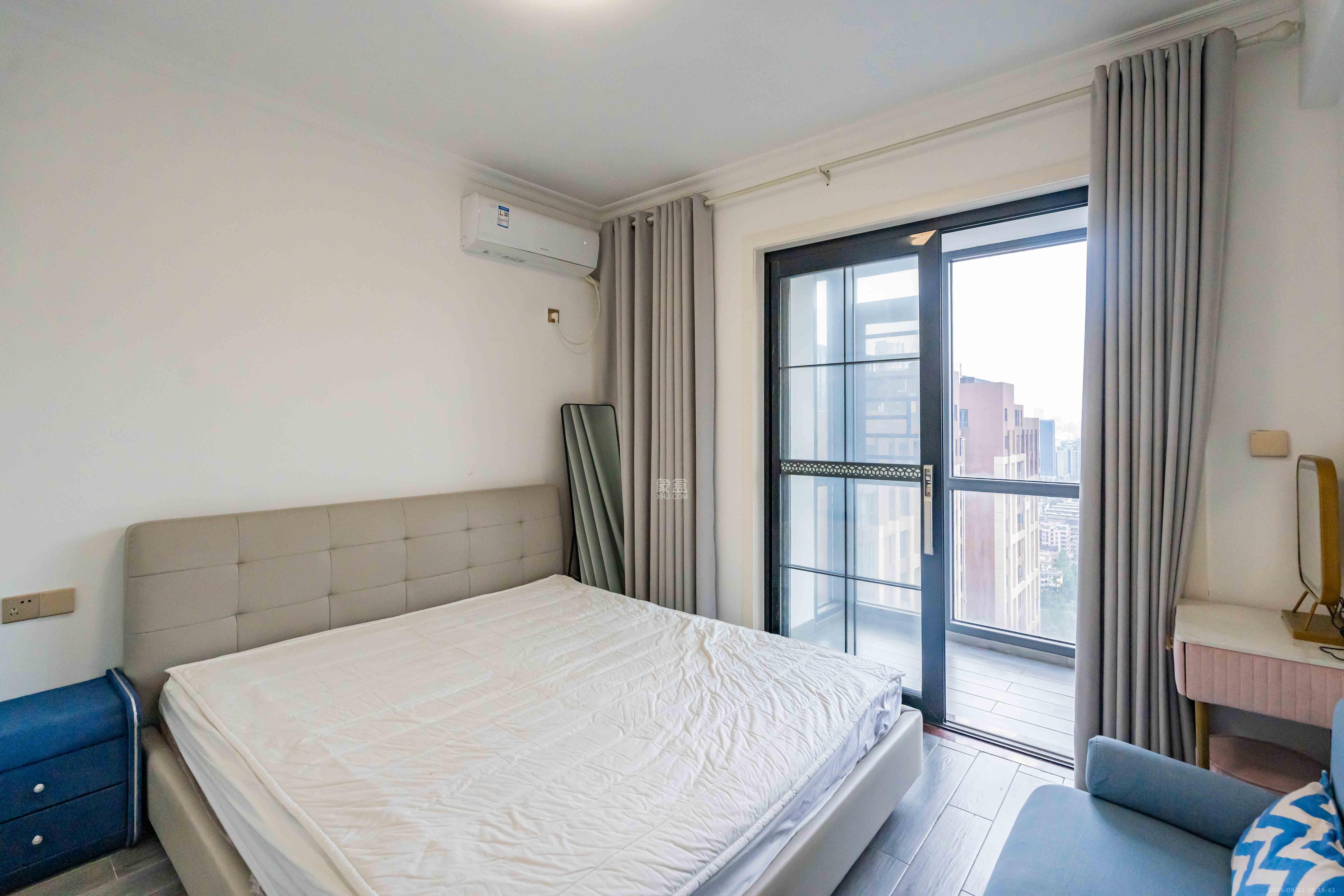 里约荟  3室2厅2卫    3800.0元/月室内图