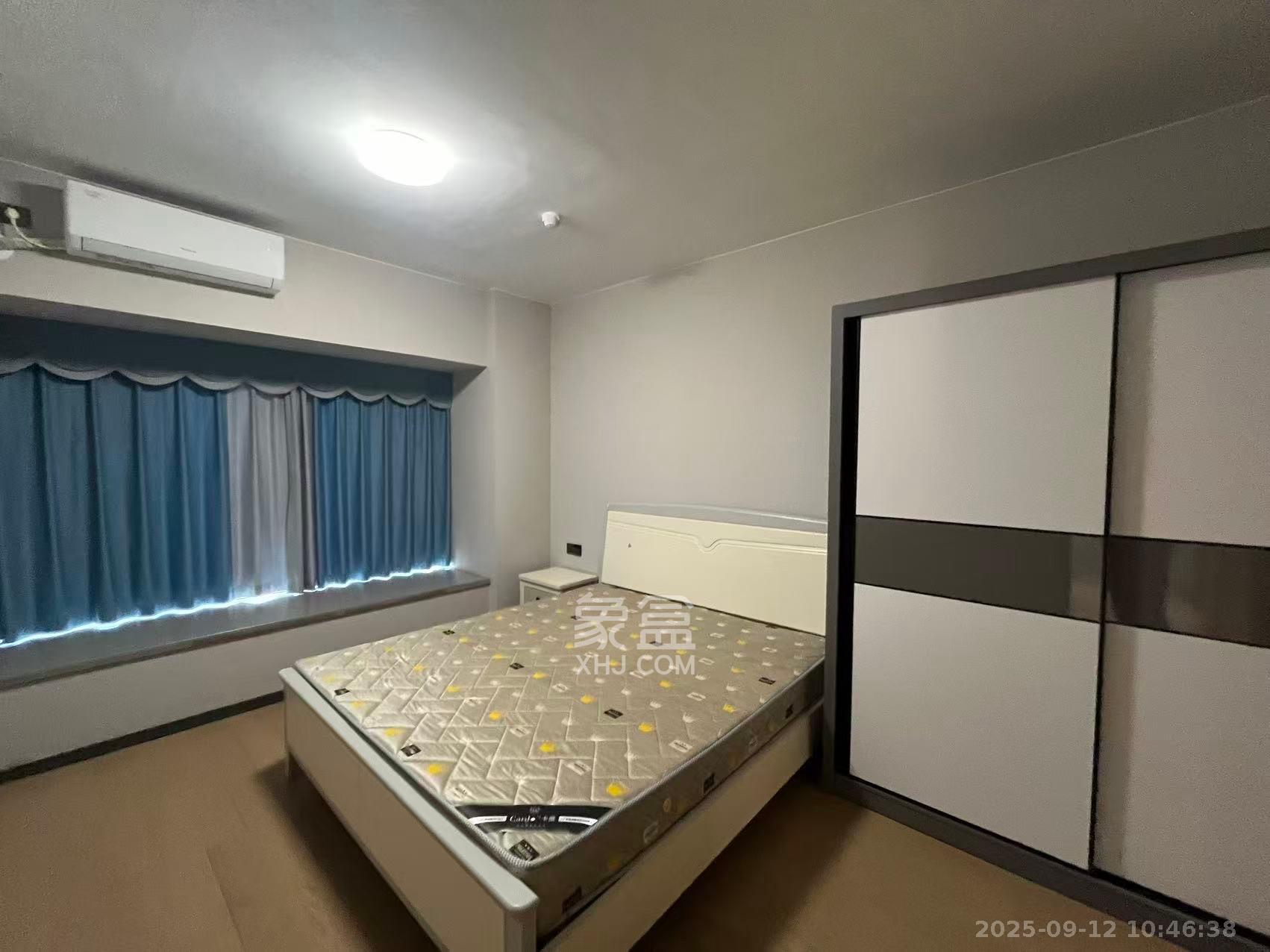 时代梅溪领峰  3室2厅2卫    3200.0元/月室内图